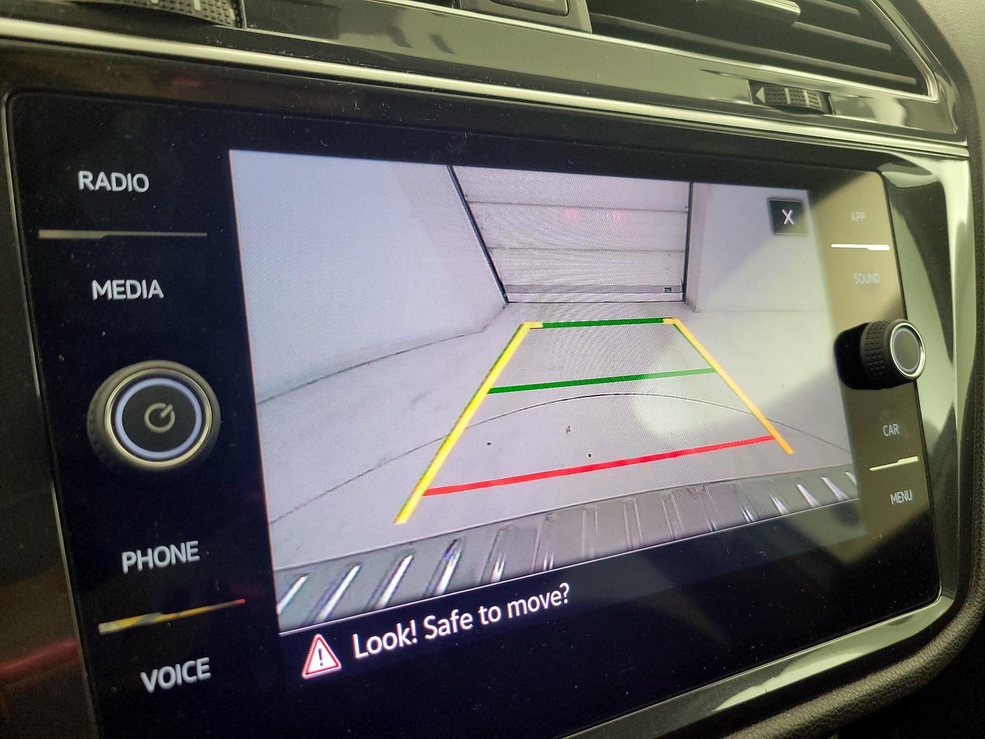 Thumbnail: 2024 Volkswagen Tiguan - 14