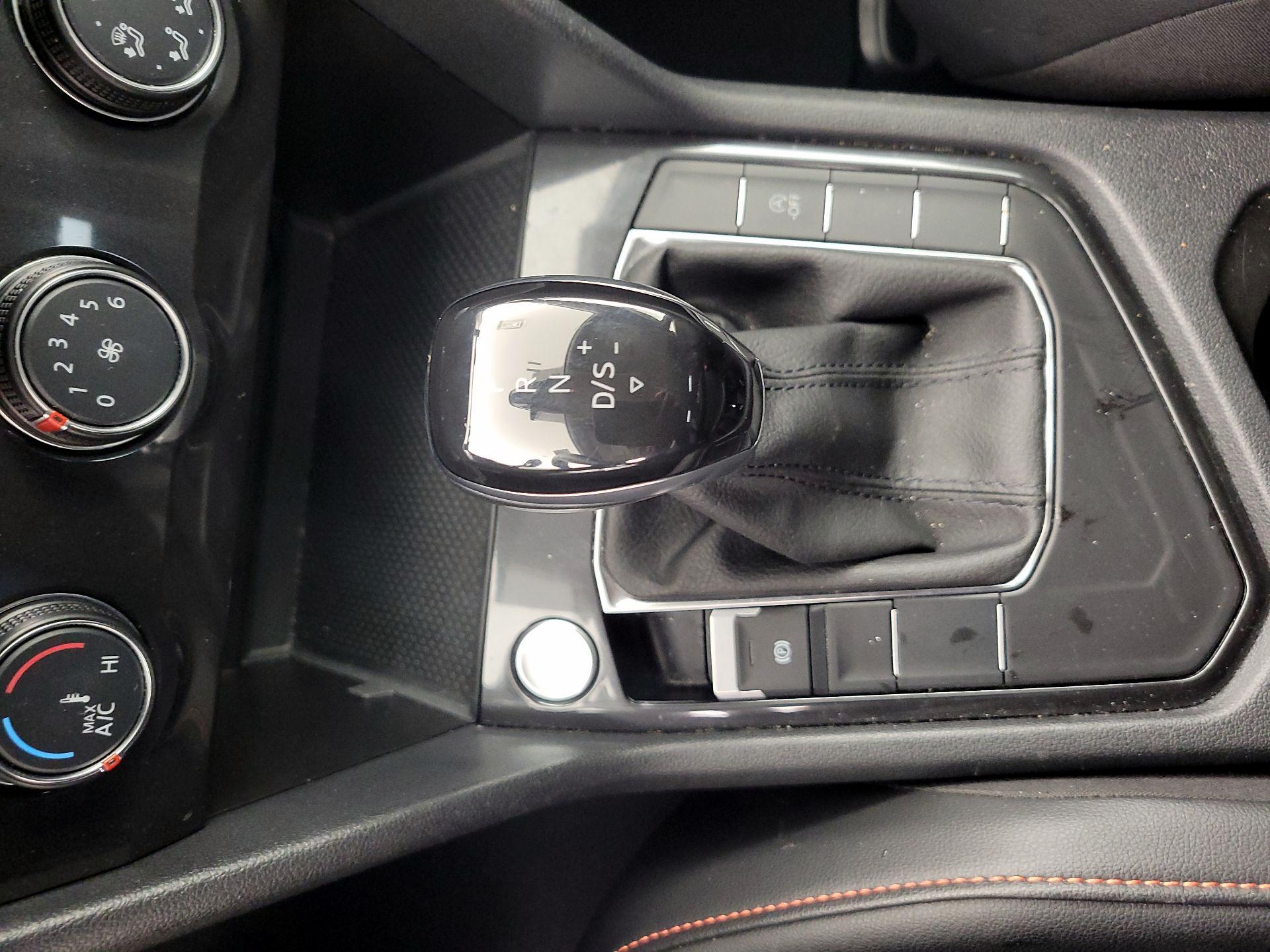 Thumbnail: 2024 Volkswagen Tiguan - 17