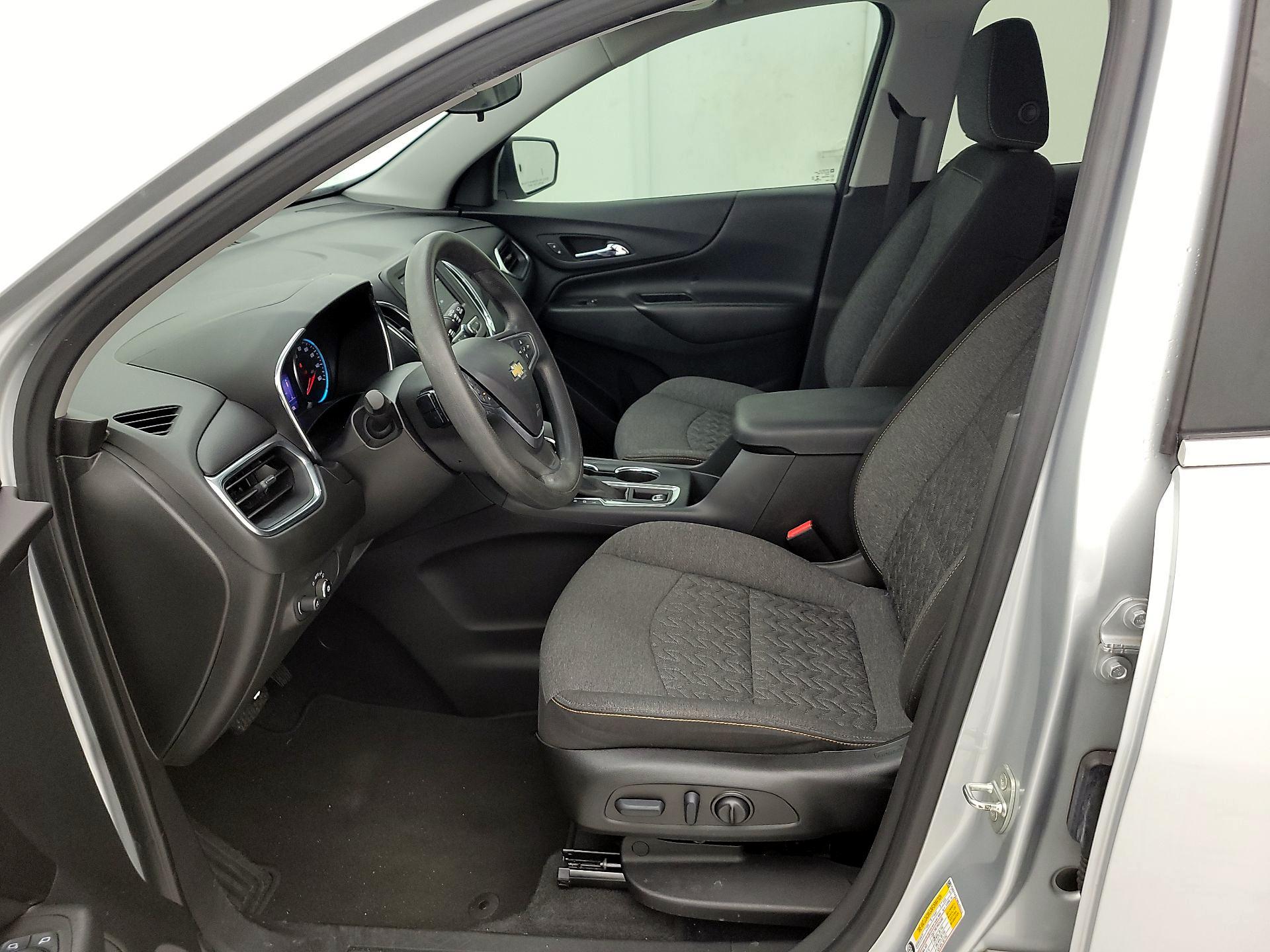 Thumbnail: 2022 Chevrolet Equinox - 11