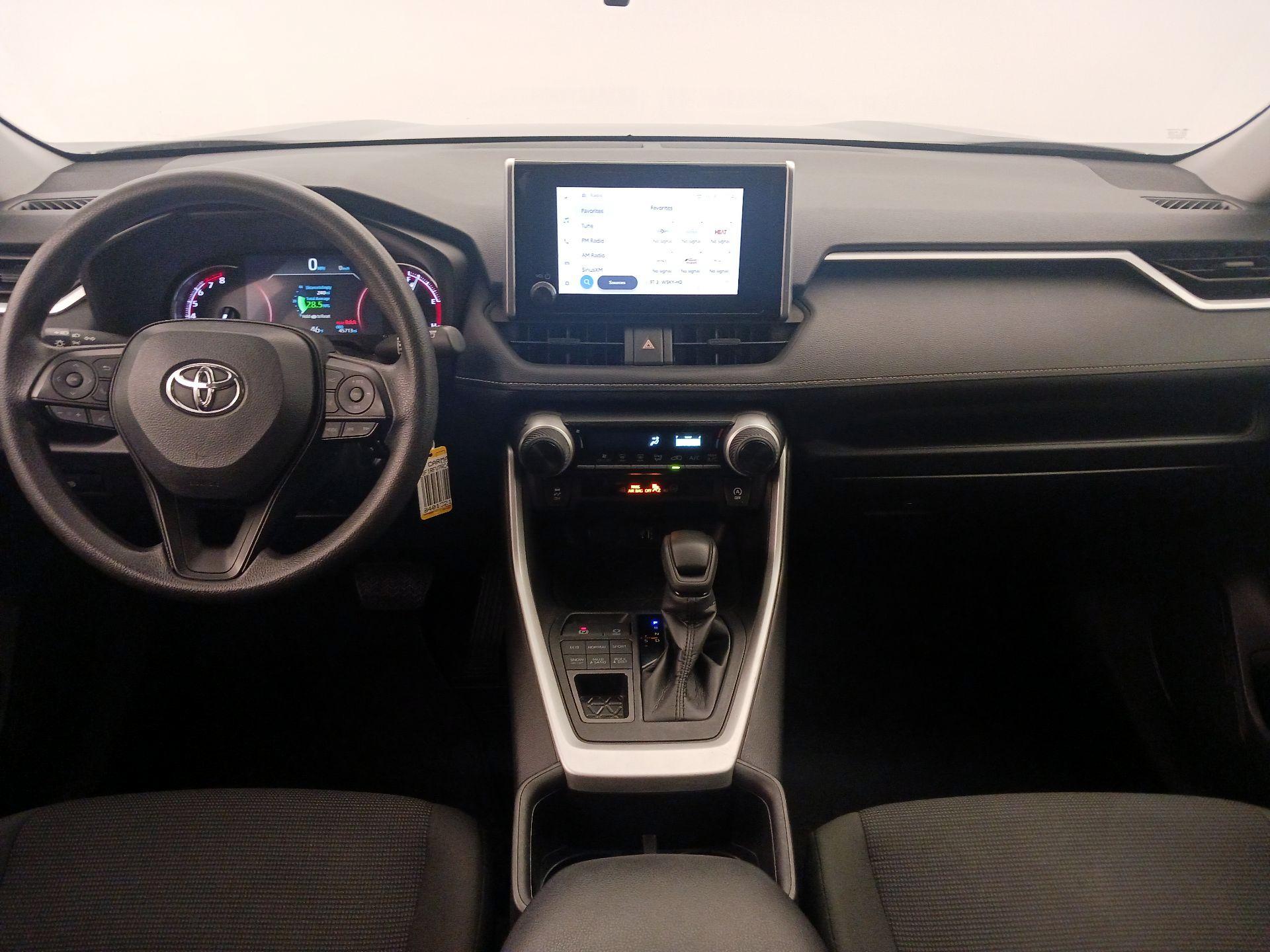 Thumbnail: 2024 Toyota RAV4 - 9