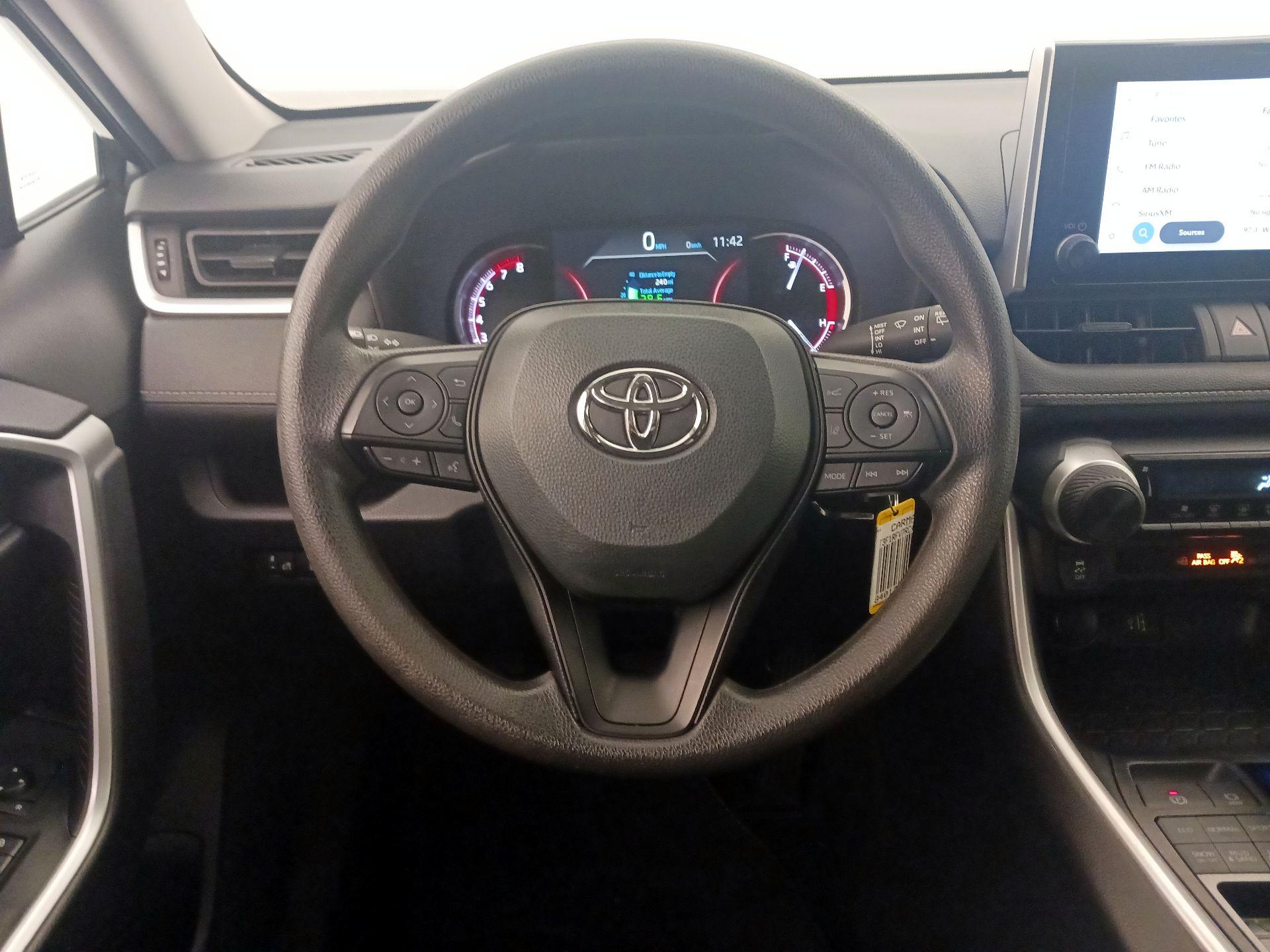 Thumbnail: 2024 Toyota RAV4 - 10