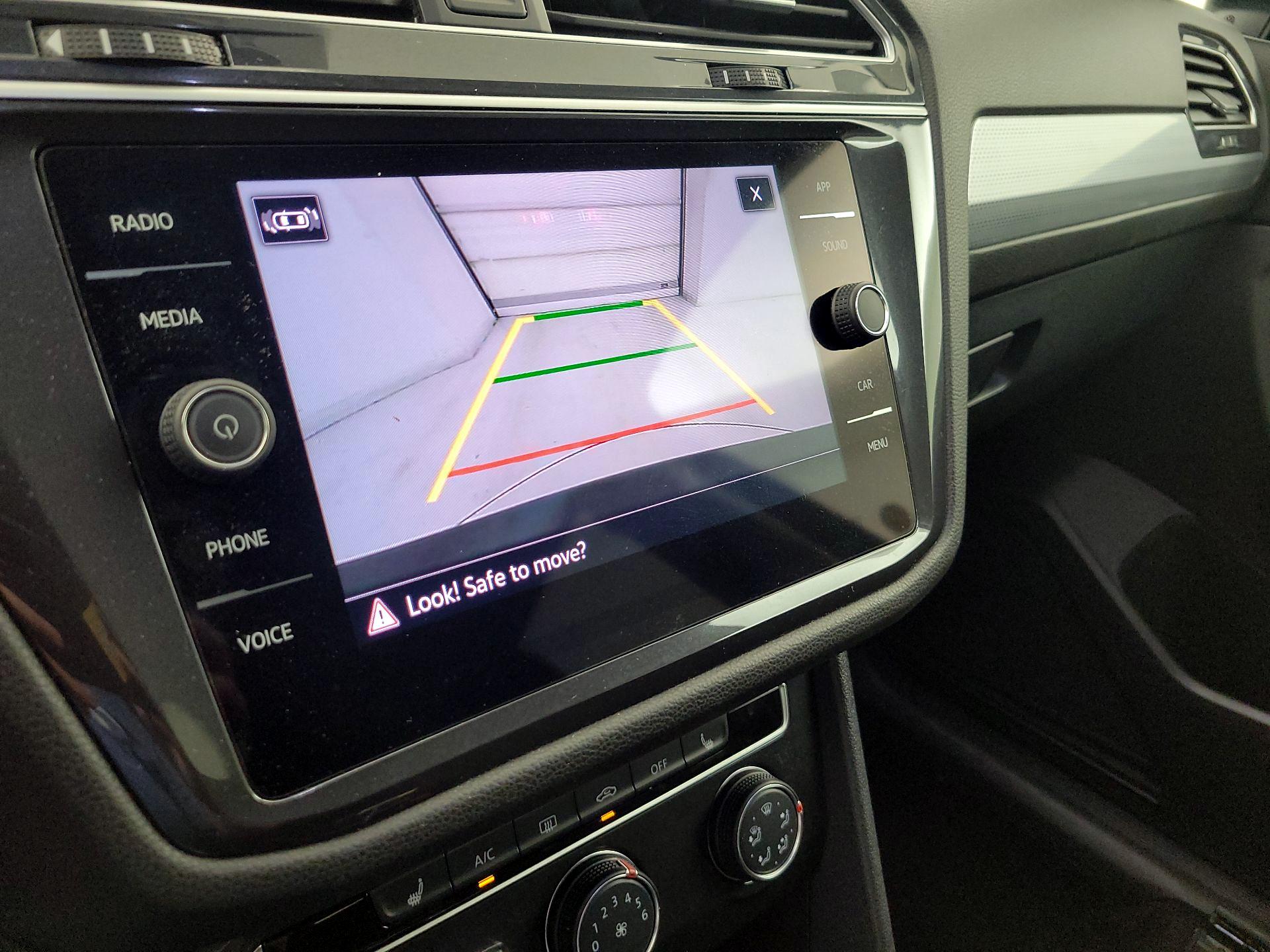 Thumbnail: 2024 Volkswagen Tiguan - 14