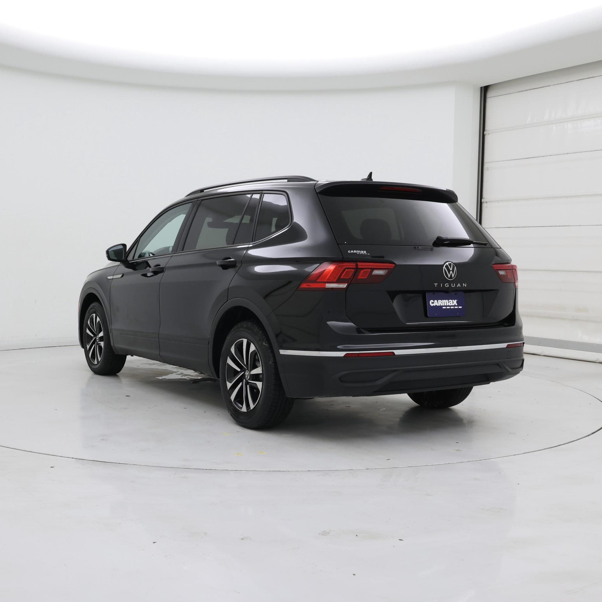 Thumbnail: 2024 Volkswagen Tiguan - 2