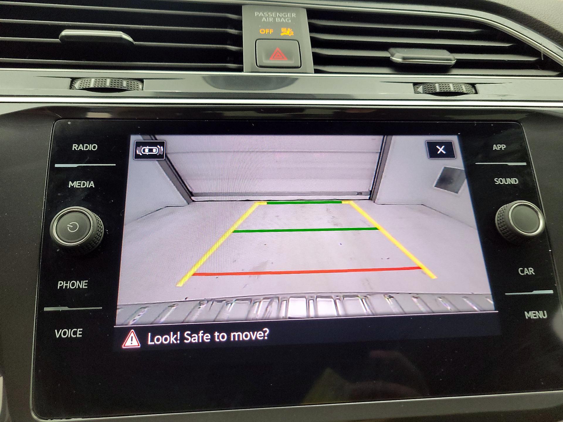 Thumbnail: 2024 Volkswagen Tiguan - 14