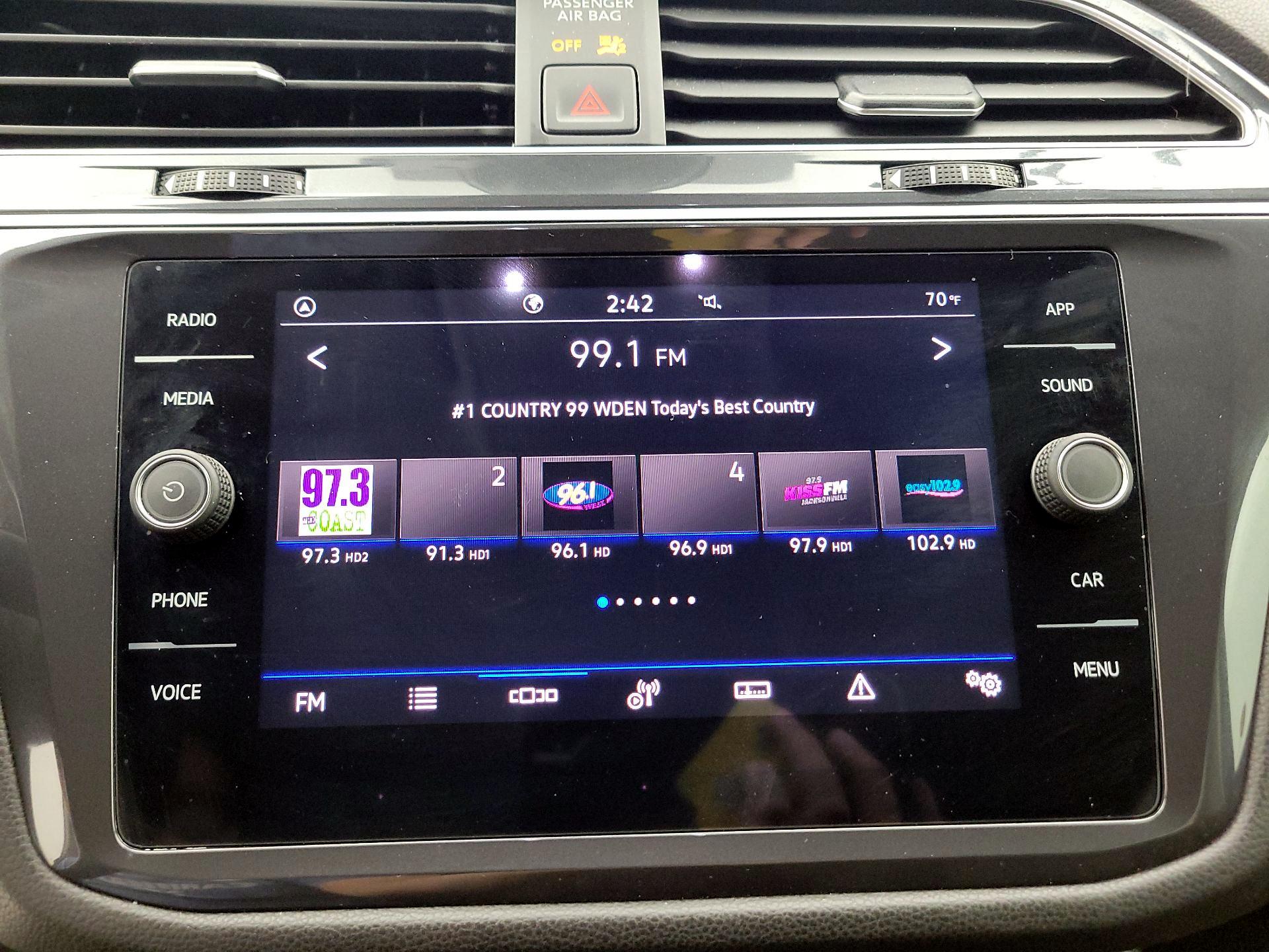 Thumbnail: 2024 Volkswagen Tiguan - 15