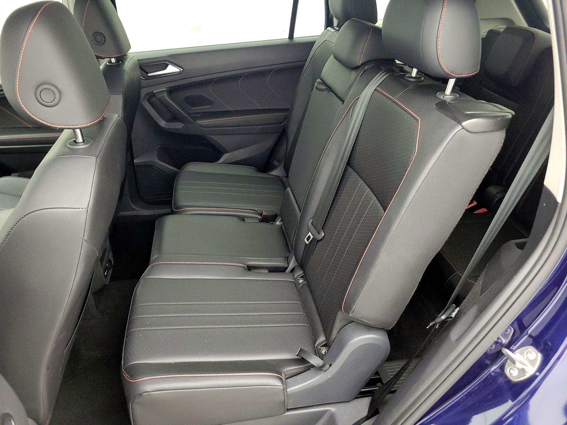 Thumbnail: 2024 Volkswagen Tiguan - 19