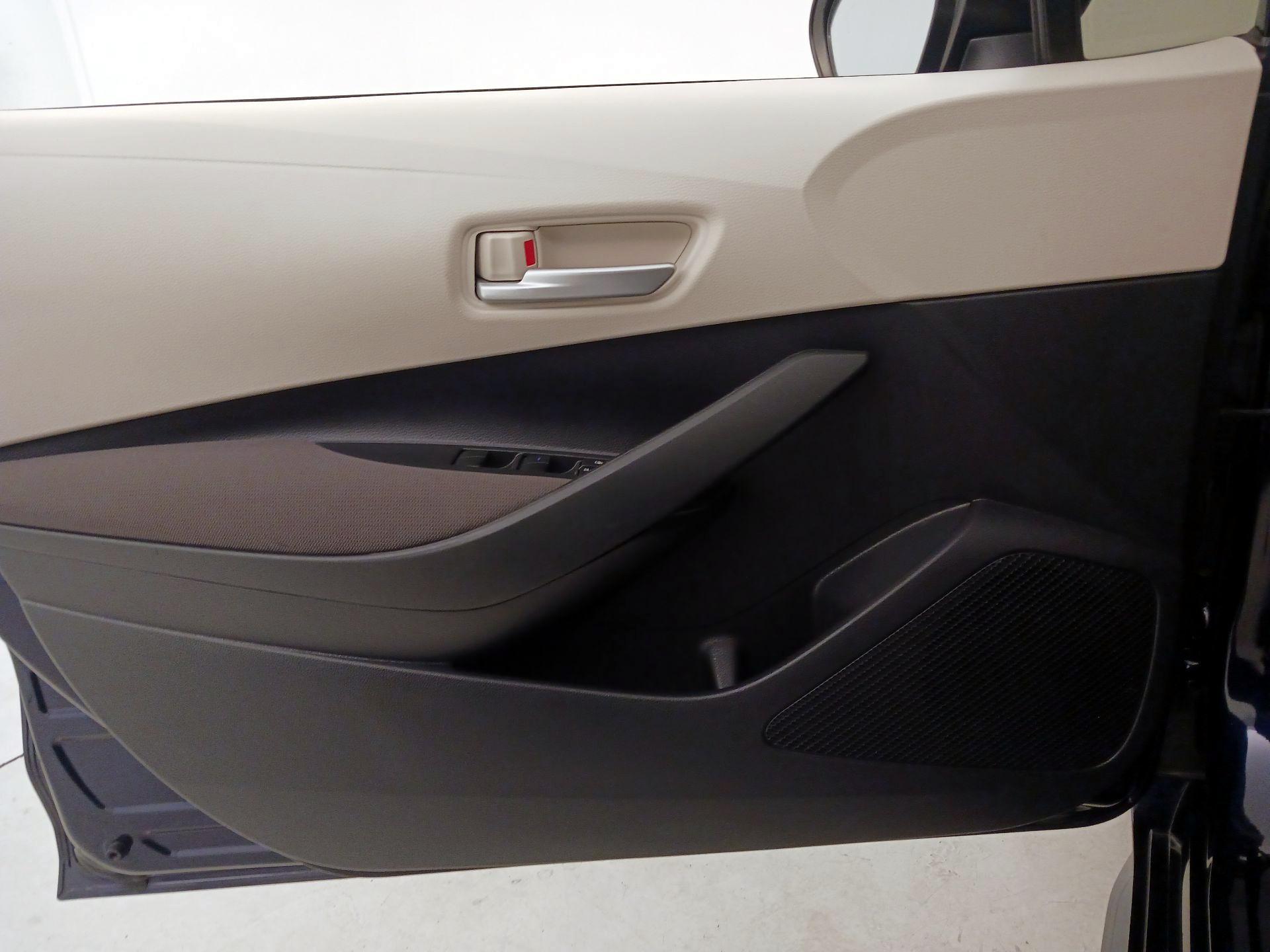 Thumbnail: 2020 Toyota Corolla - 12