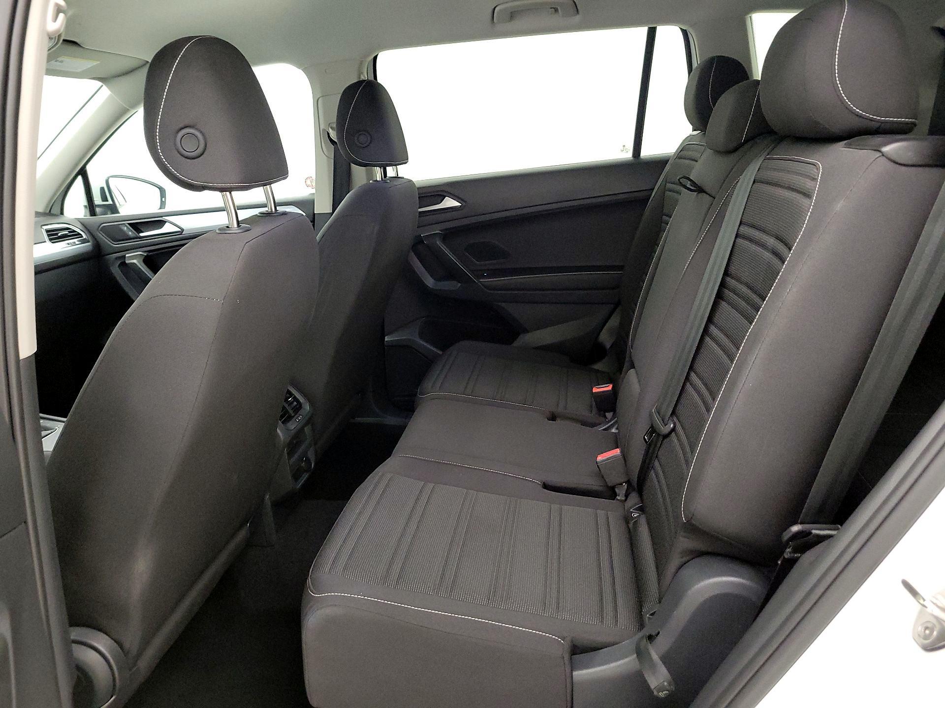 Thumbnail: 2024 Volkswagen Tiguan - 19