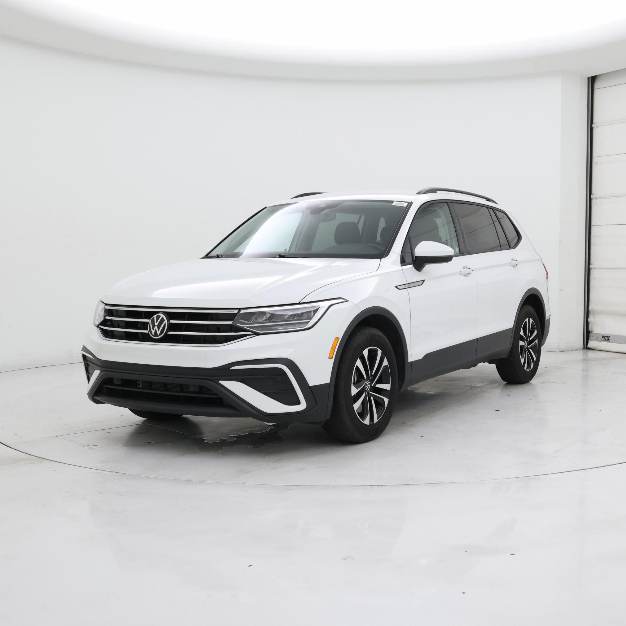 Thumbnail: 2024 Volkswagen Tiguan - 4