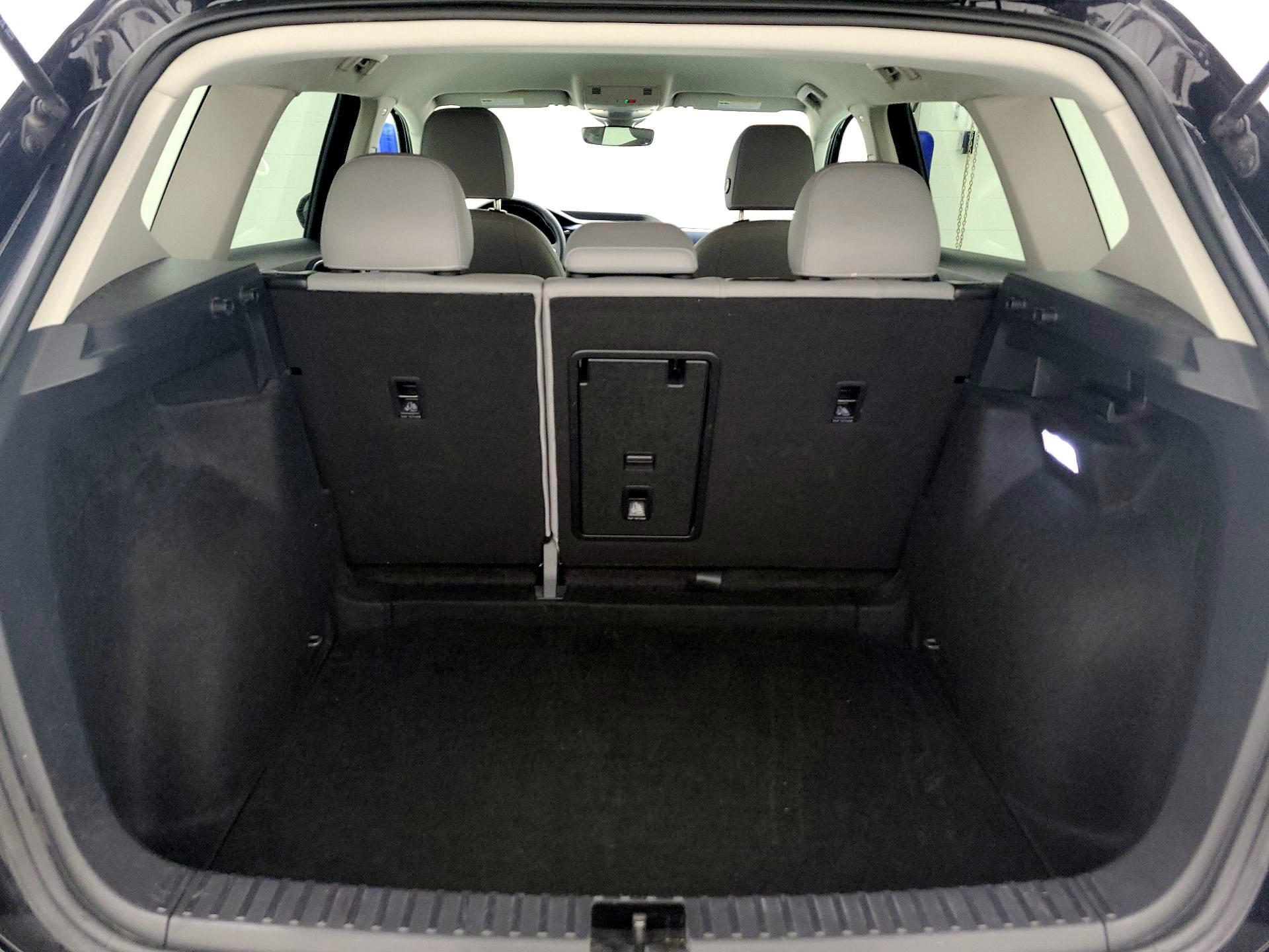 Thumbnail: 2024 Volkswagen Taos - 20