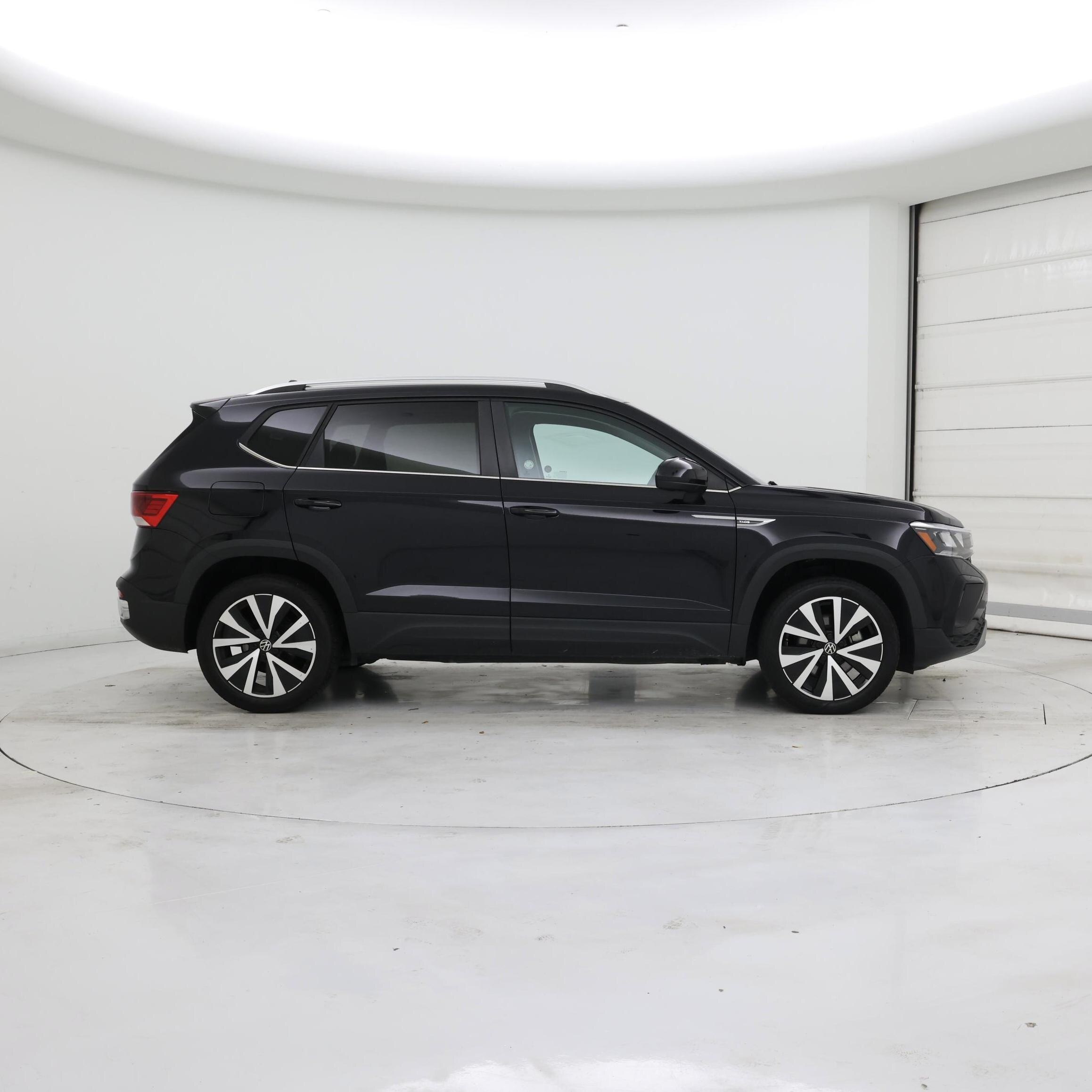 Thumbnail: 2024 Volkswagen Taos - 7