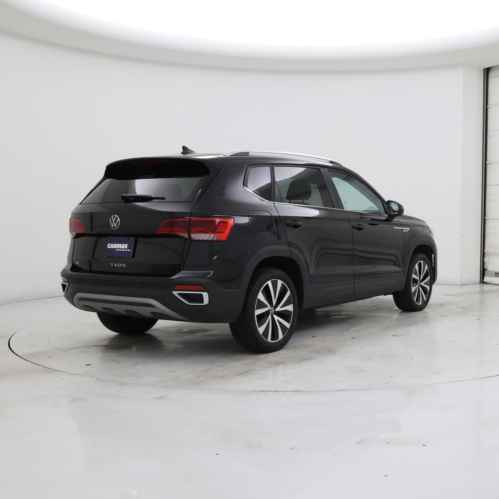 Thumbnail: 2024 Volkswagen Taos - 8