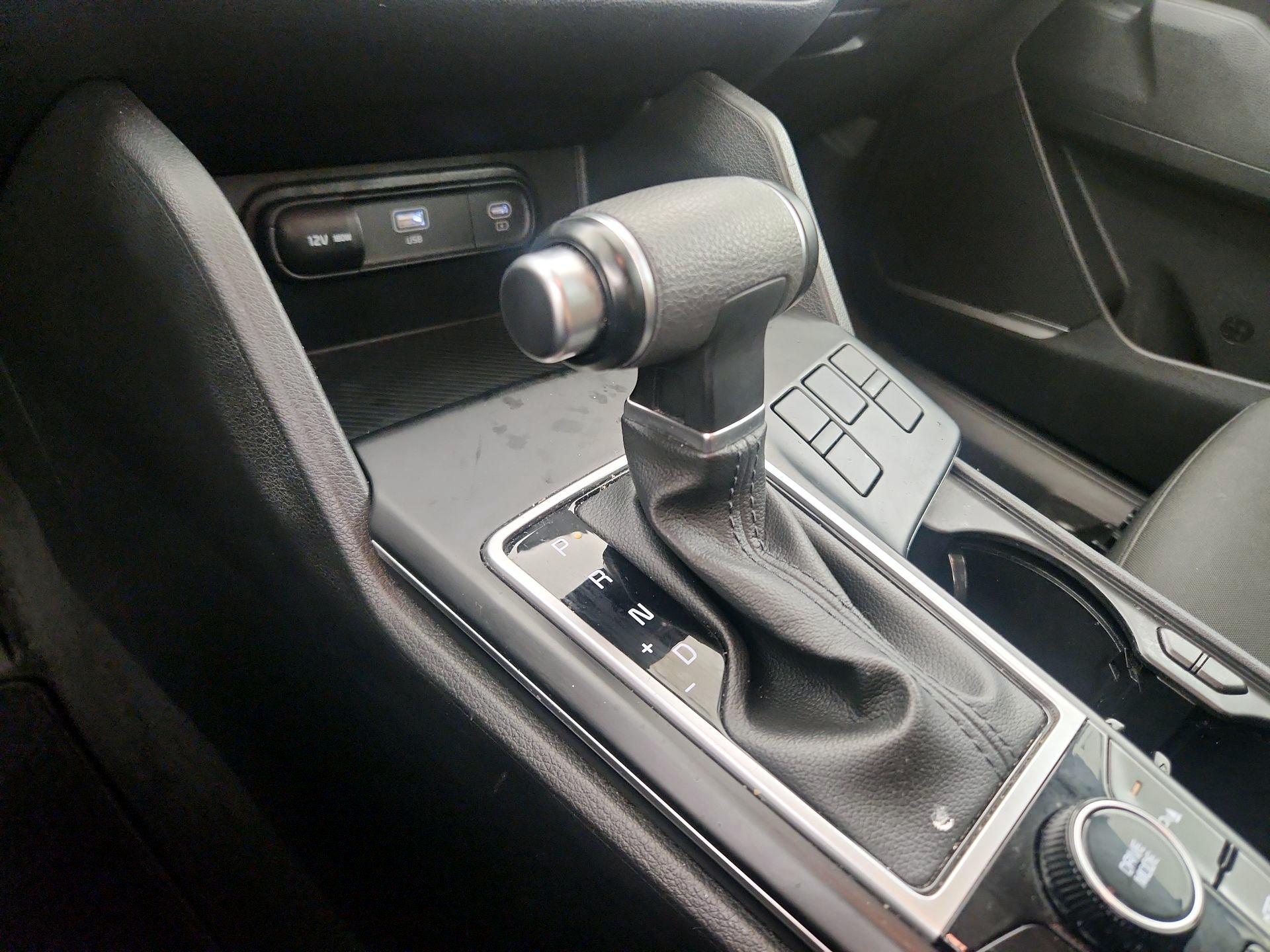 Thumbnail: 2024 Kia Sportage - 17