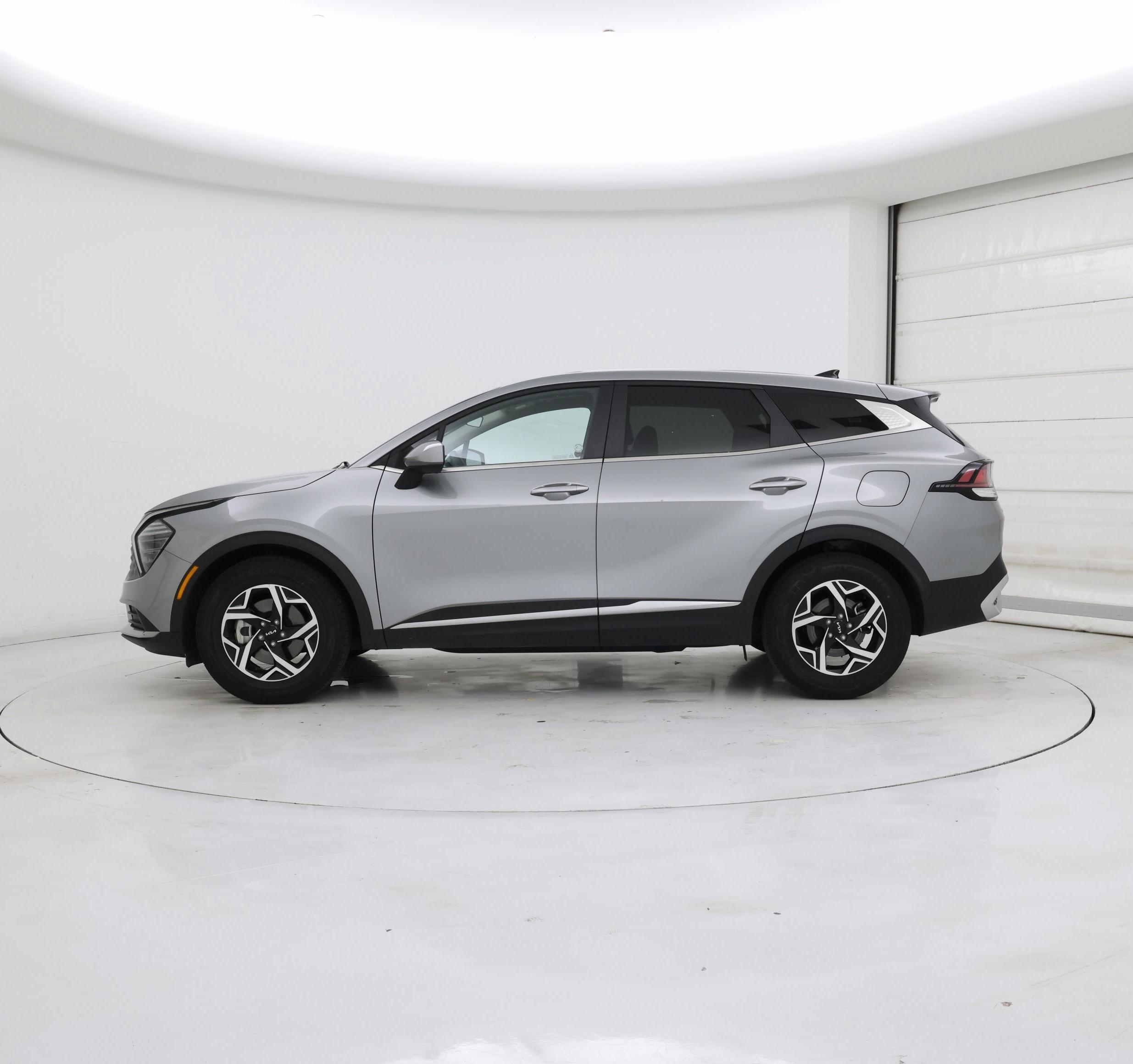 Thumbnail: 2024 Kia Sportage - 3