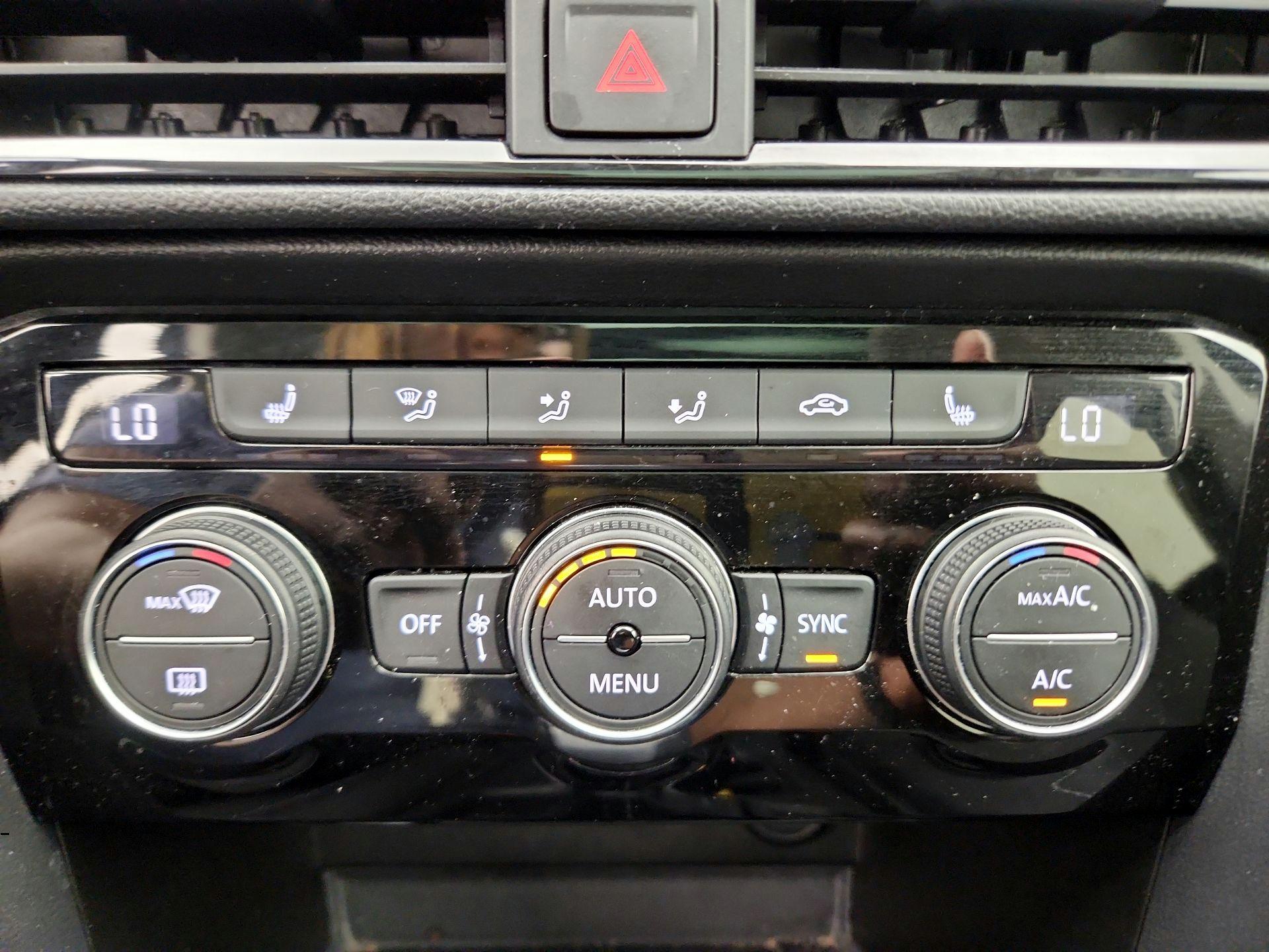 Thumbnail: 2024 Volkswagen Taos - 16