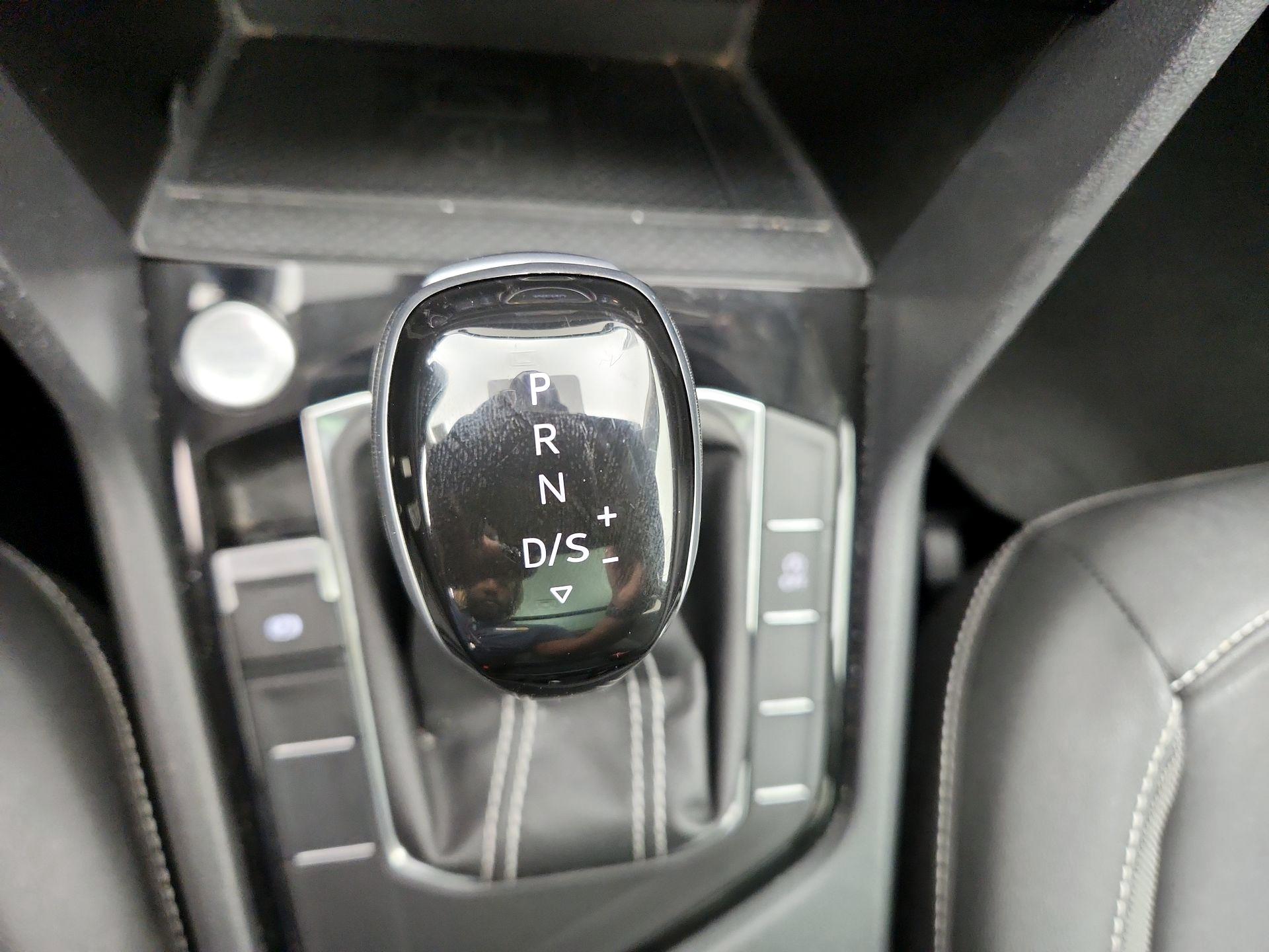 Thumbnail: 2024 Volkswagen Taos - 17