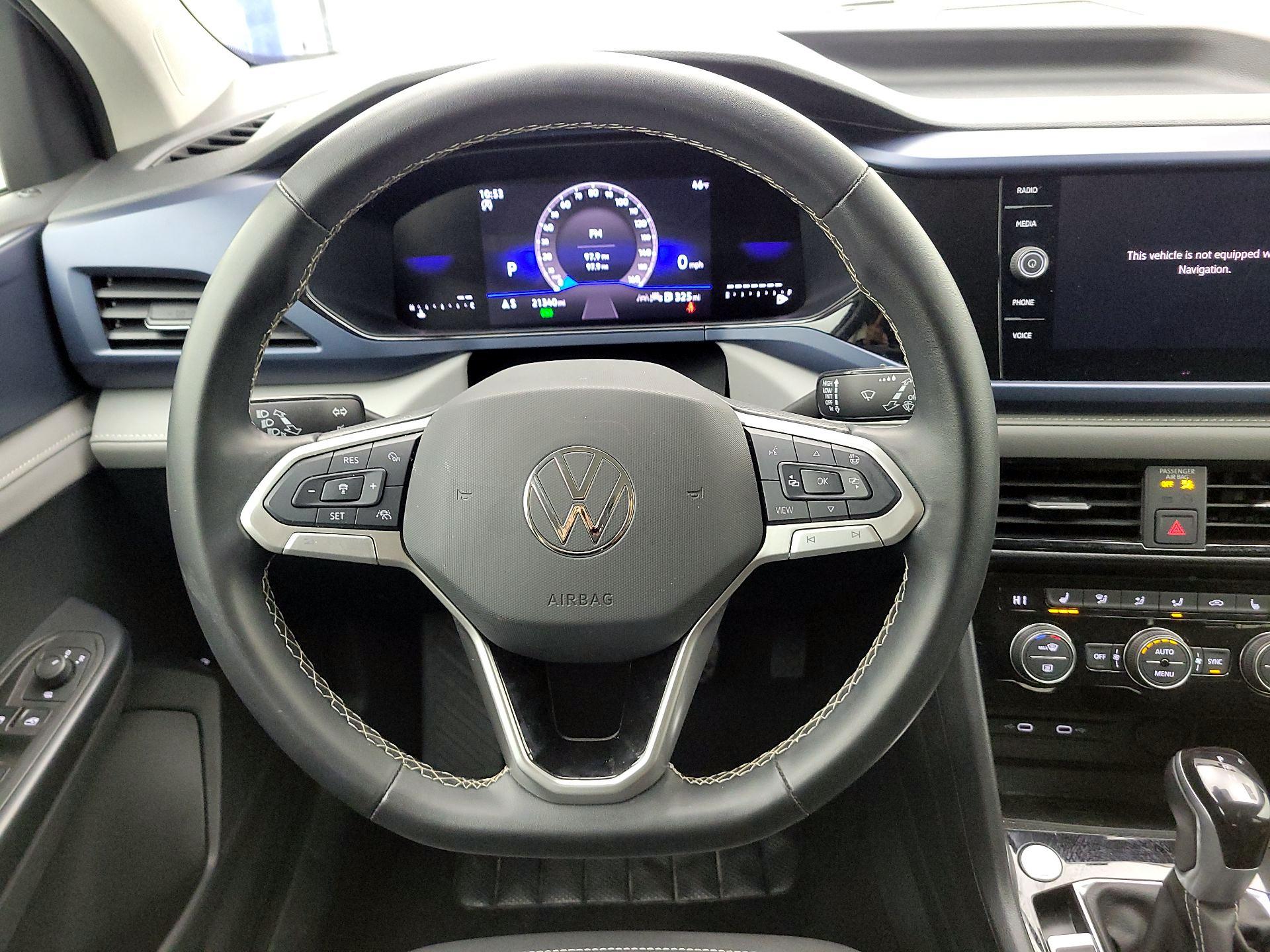 Thumbnail: 2024 Volkswagen Taos - 10