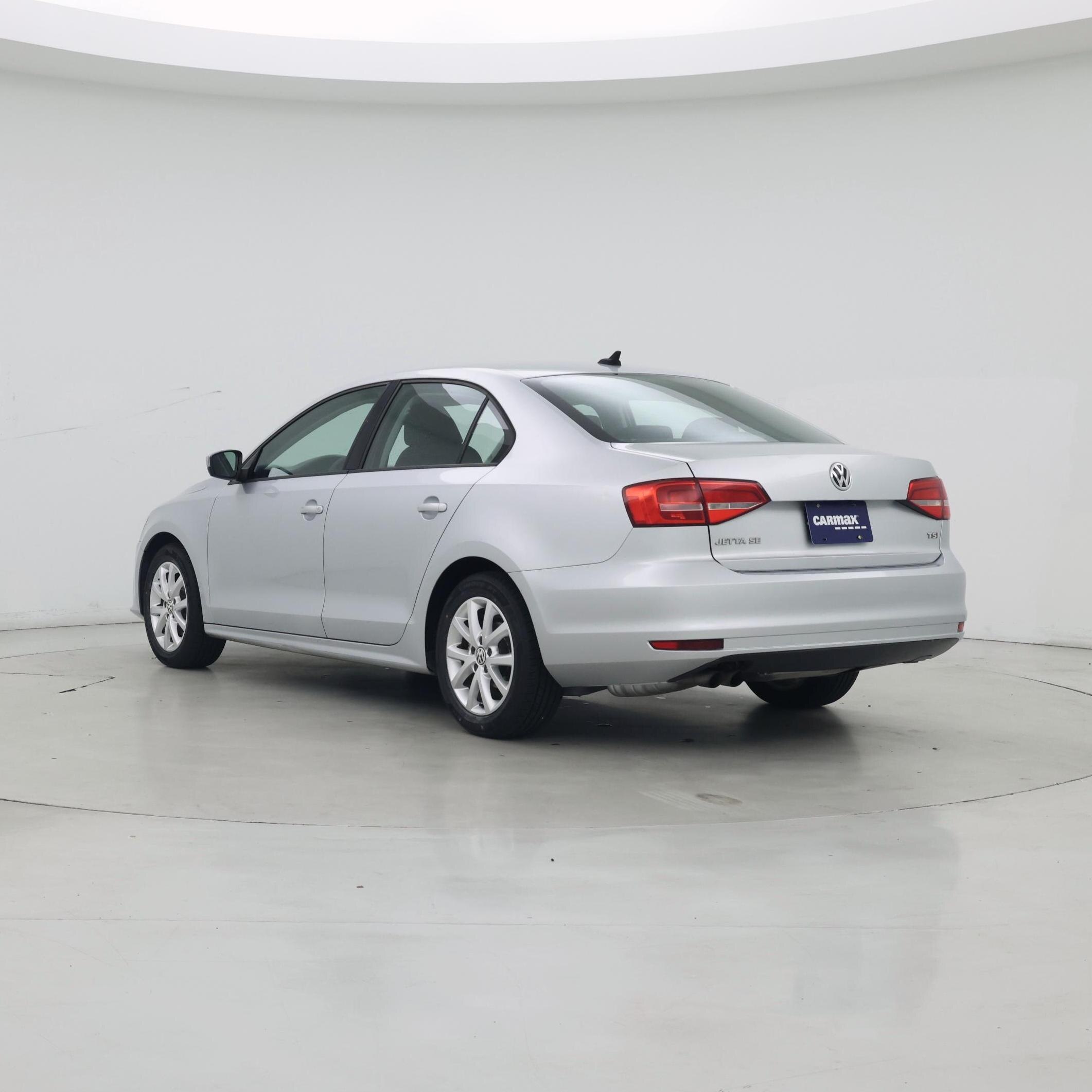 Thumbnail: 2015 Volkswagen Jetta - 2