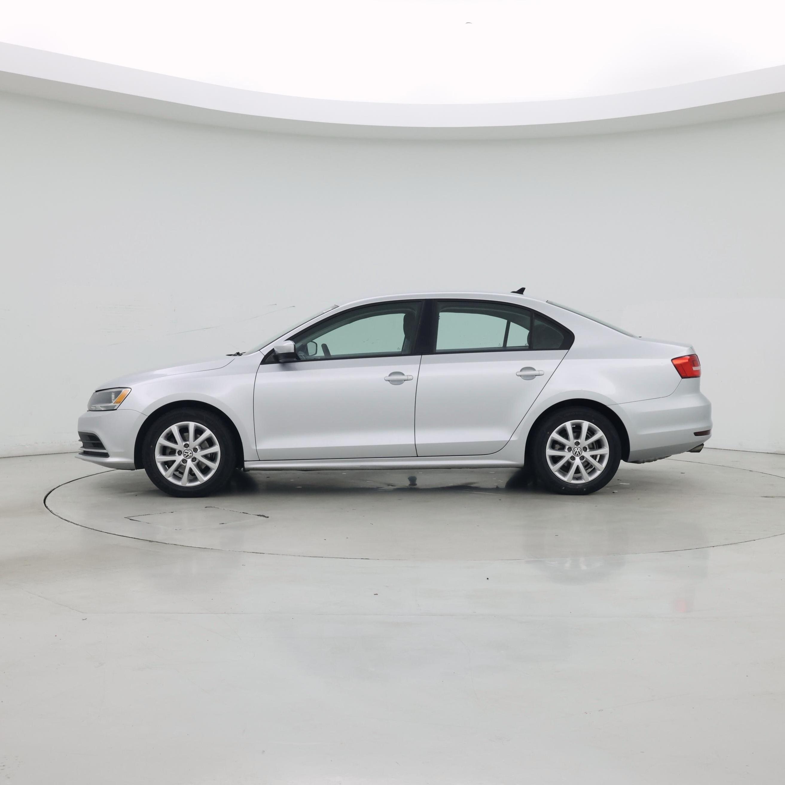 Thumbnail: 2015 Volkswagen Jetta - 3