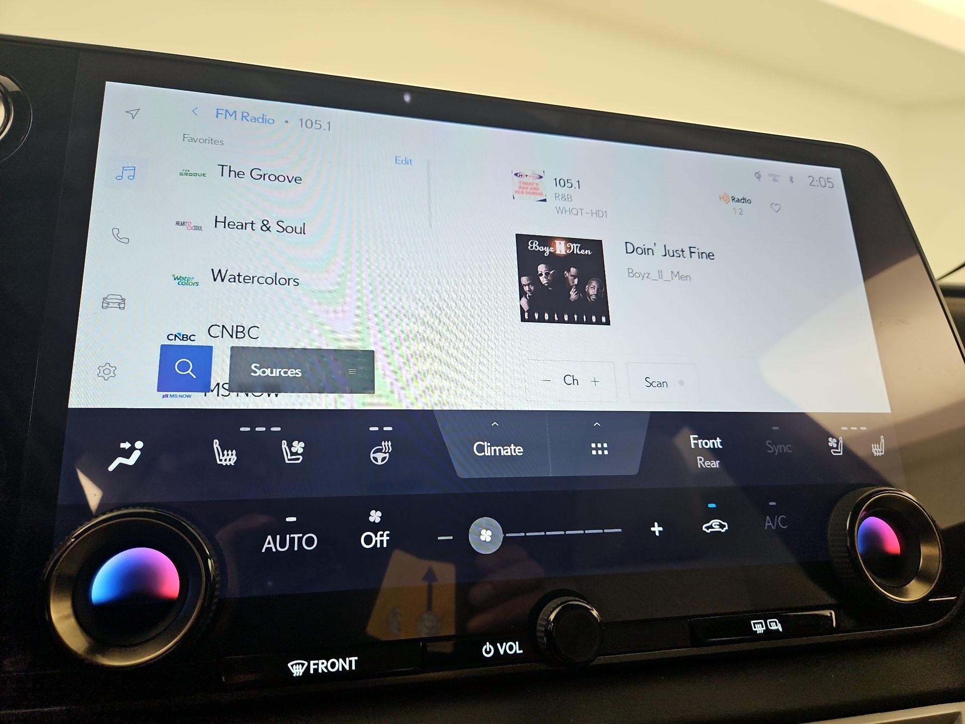 Thumbnail: 2023 Lexus RX - 16