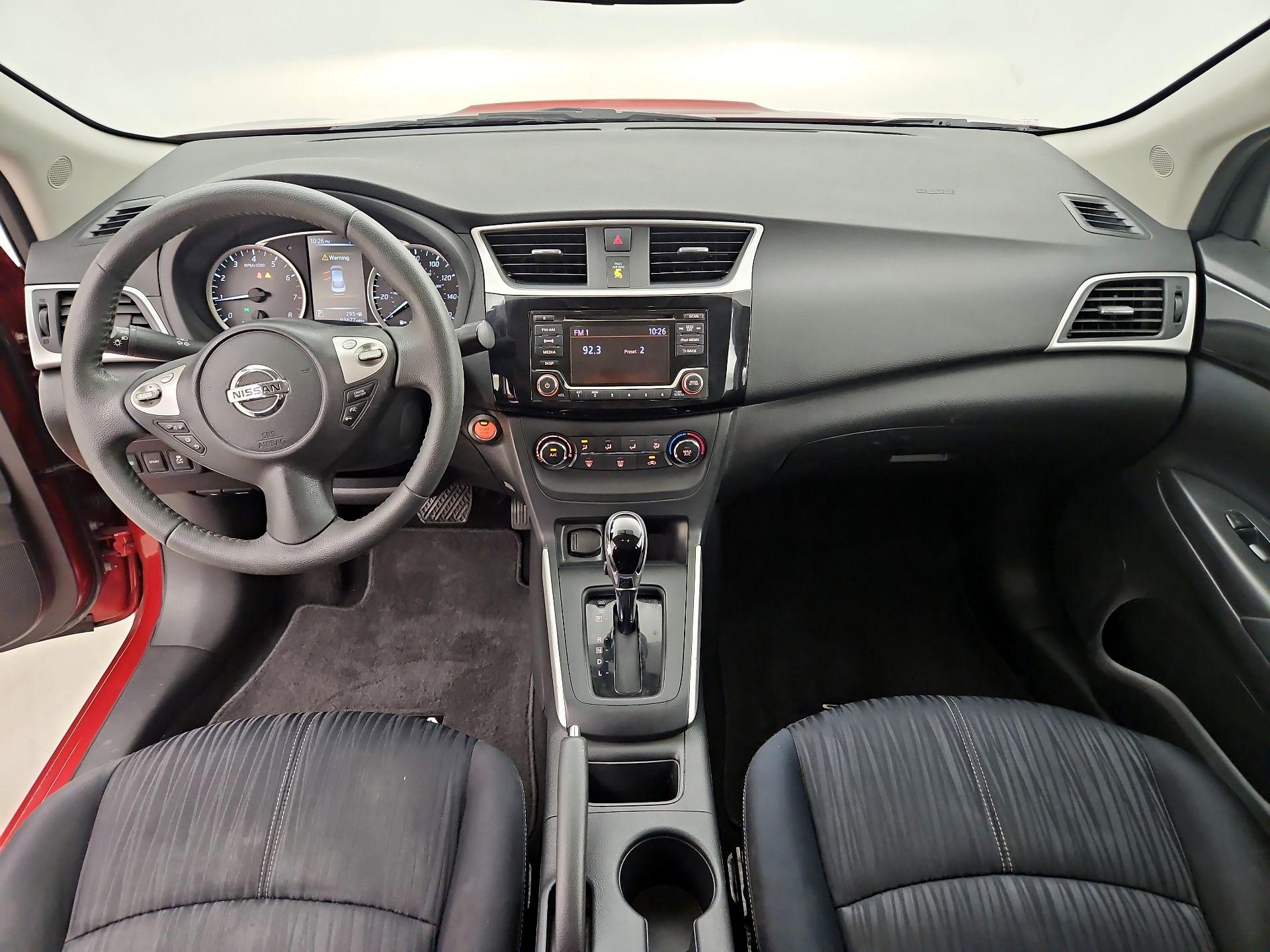 Thumbnail: 2017 Nissan Sentra - 9