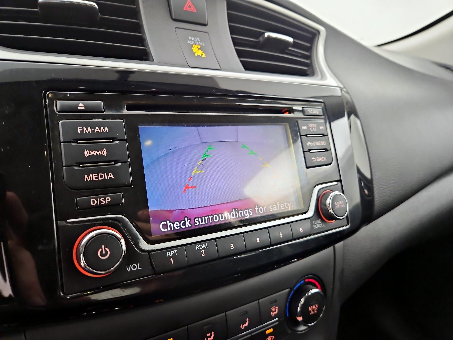 Thumbnail: 2017 Nissan Sentra - 14