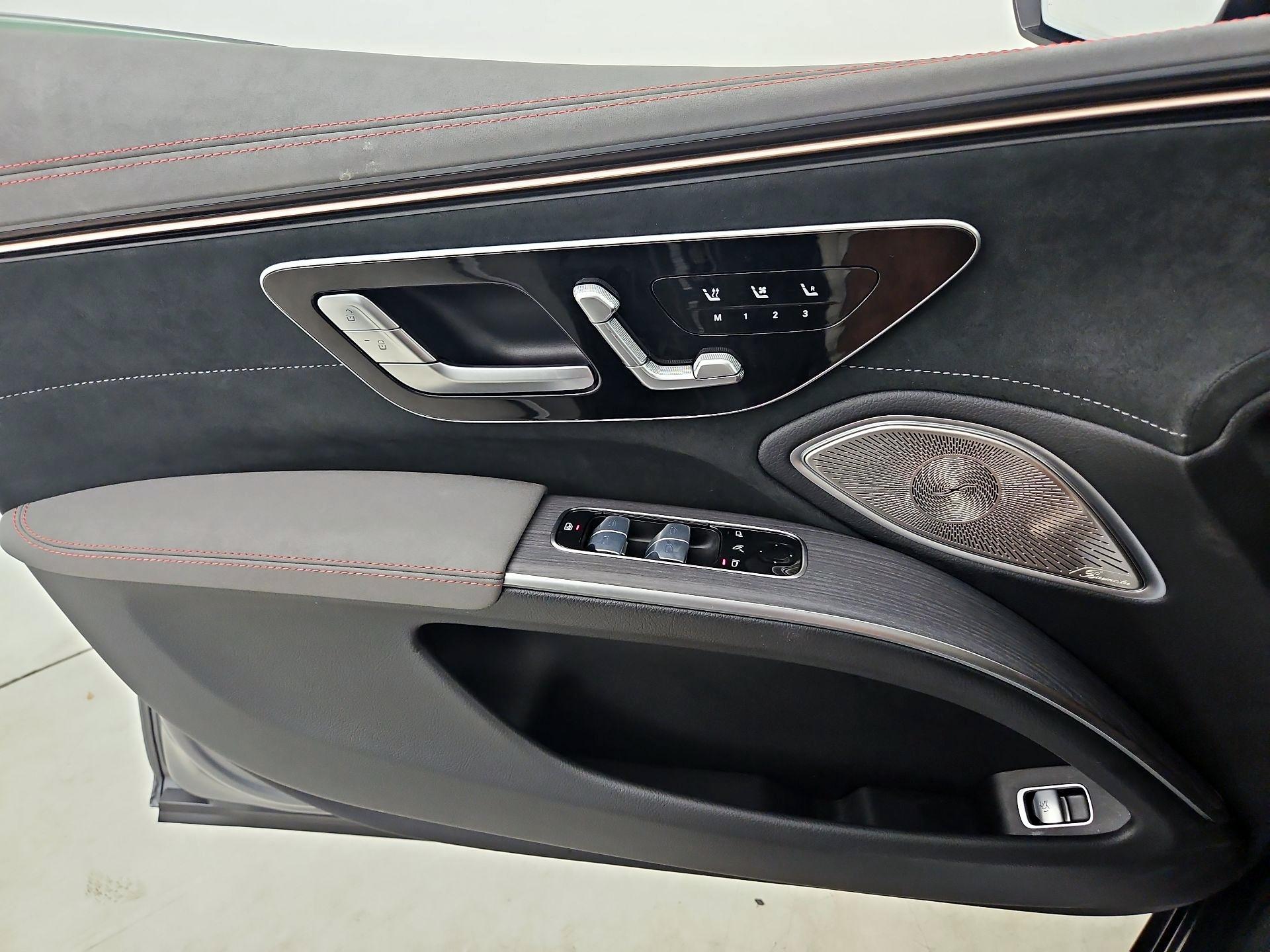 Thumbnail: 2022 Mercedes-Benz EQS - 12