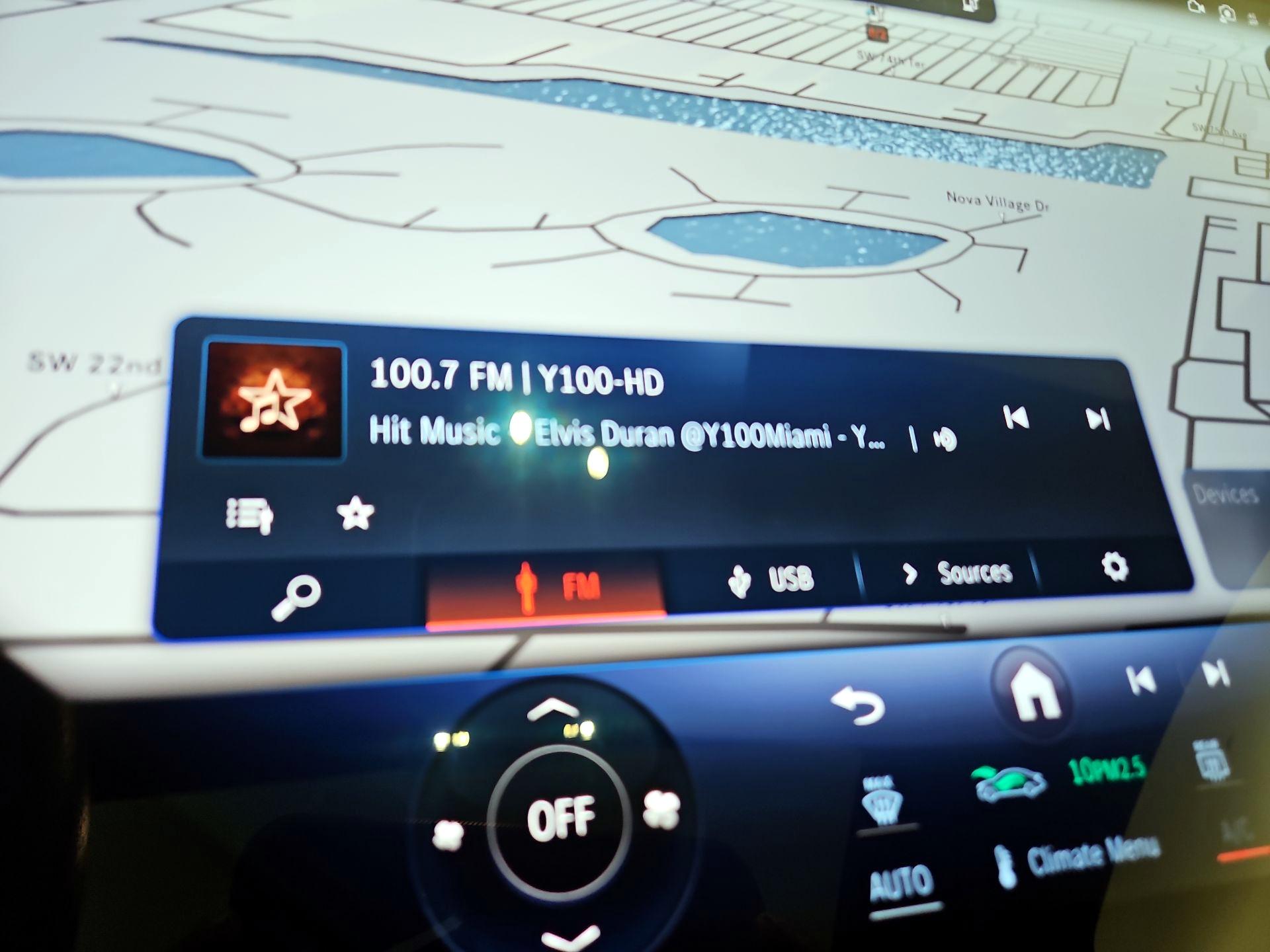 Thumbnail: 2022 Mercedes-Benz EQS - 16