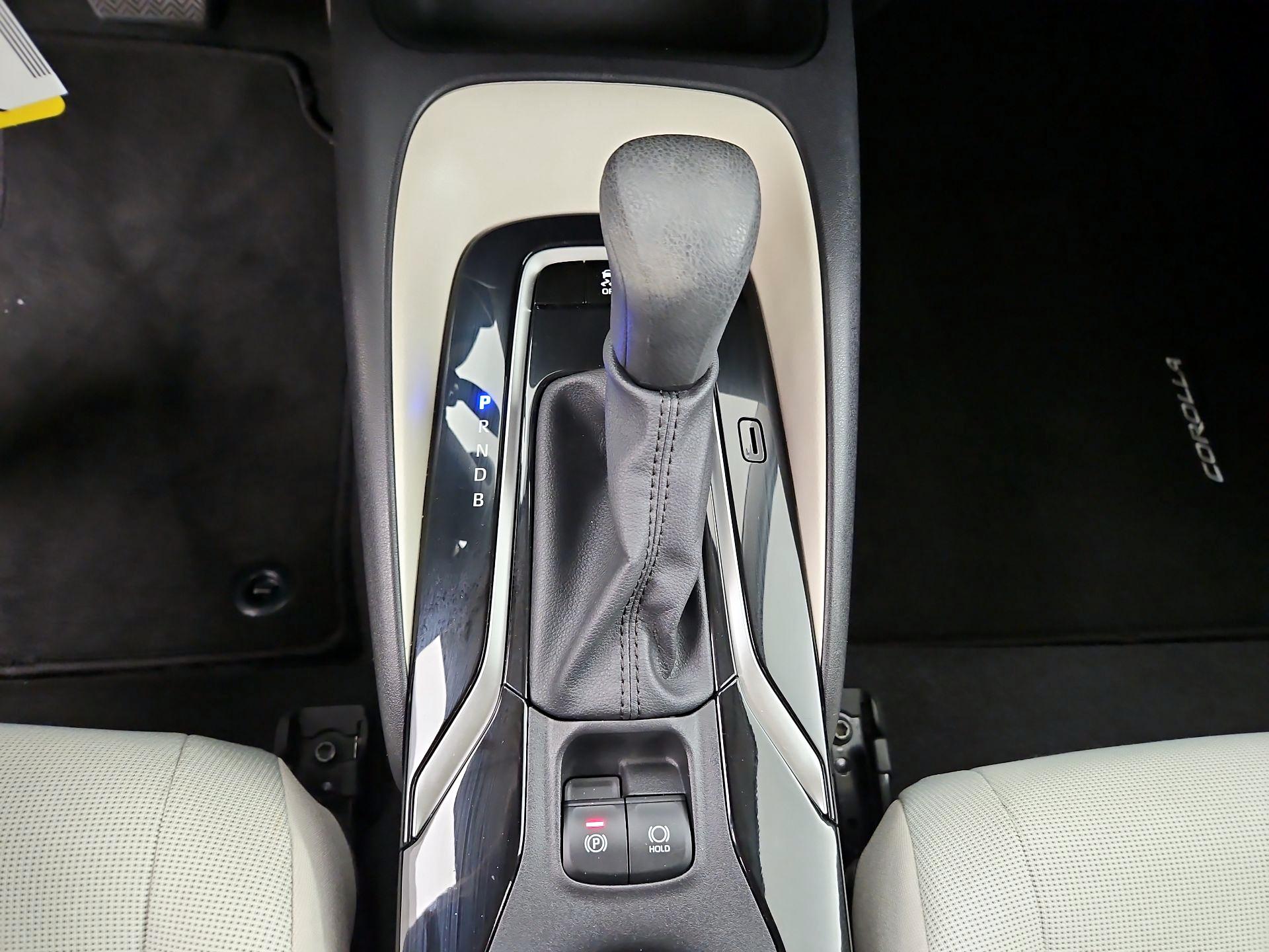 Thumbnail: 2022 Toyota Corolla - 17