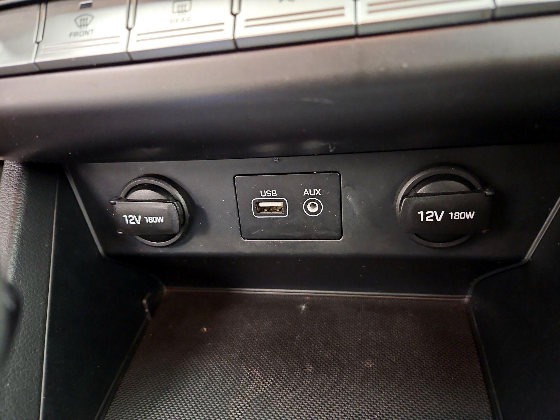 Thumbnail: 2019 Hyundai Sonata - 18