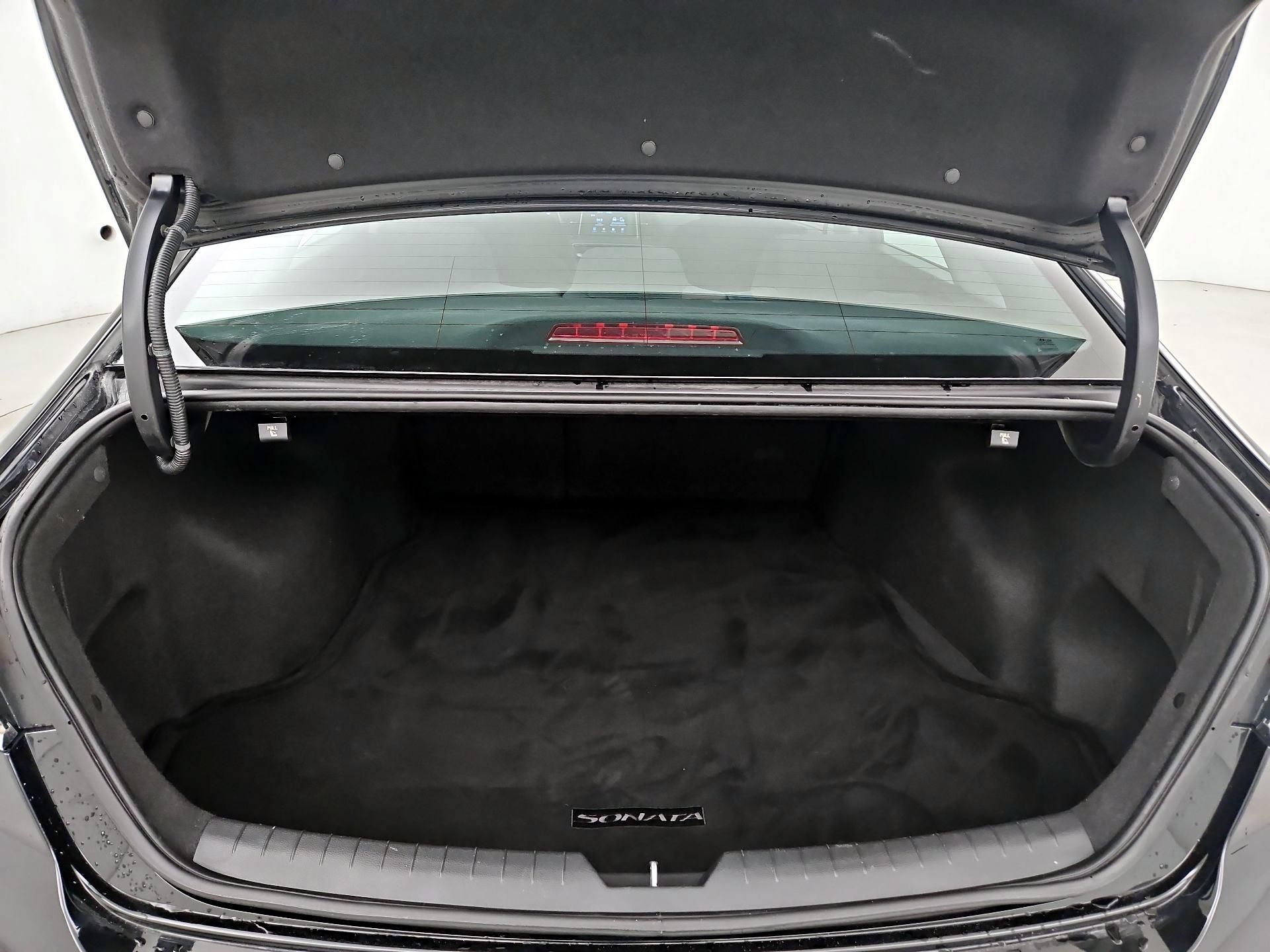 Thumbnail: 2019 Hyundai Sonata - 20