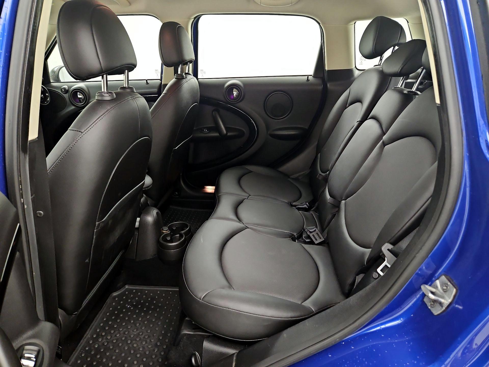 Thumbnail: 2015 MINI Cooper Countryman - 17