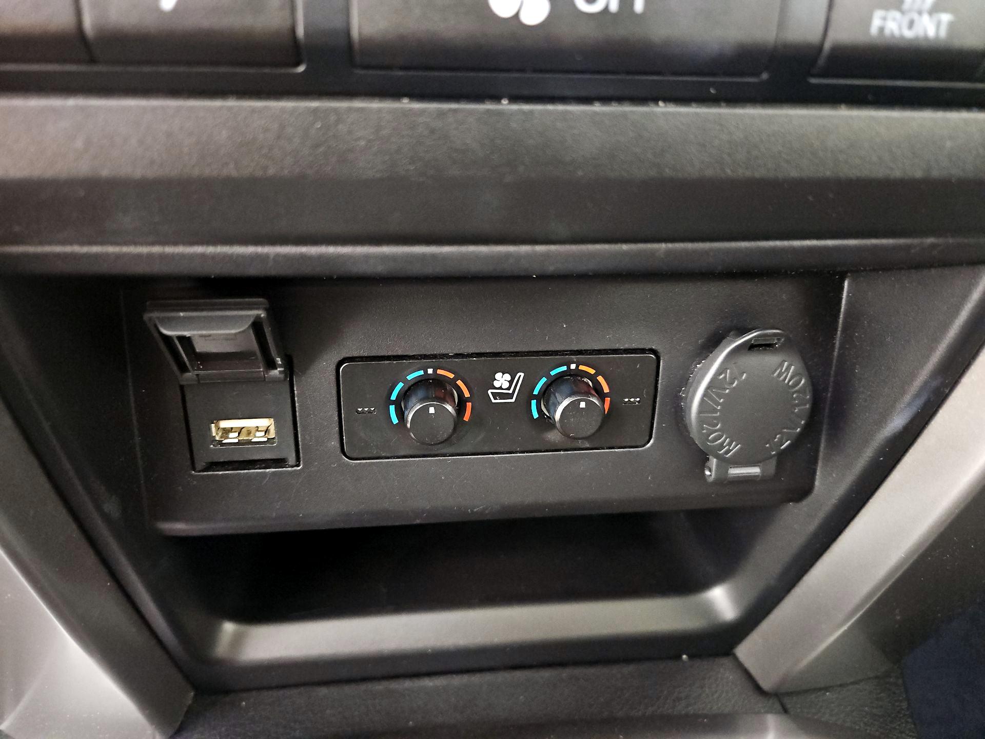 Thumbnail: 2021 Toyota 4Runner - 19