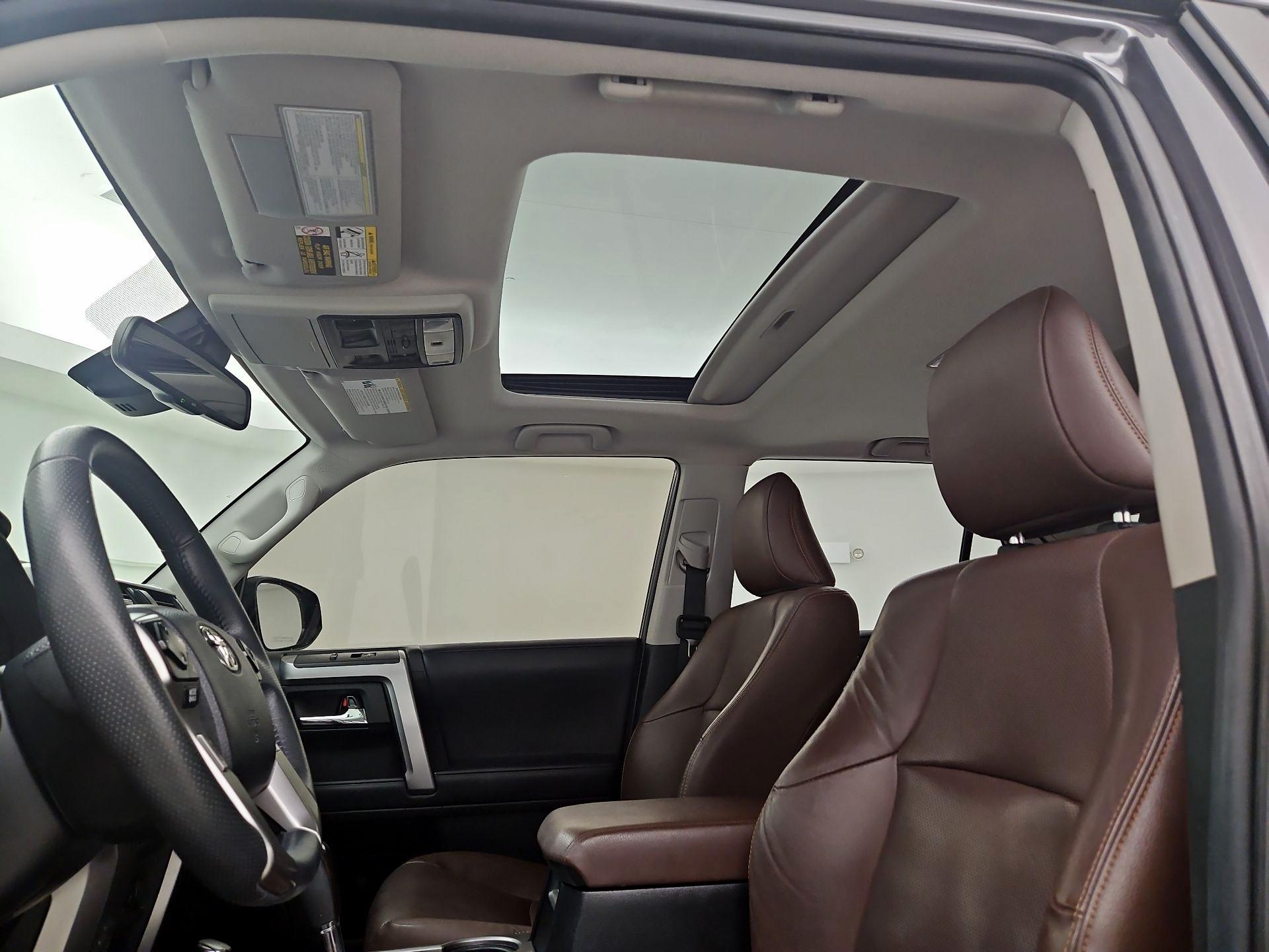 Thumbnail: 2021 Toyota 4Runner - 20