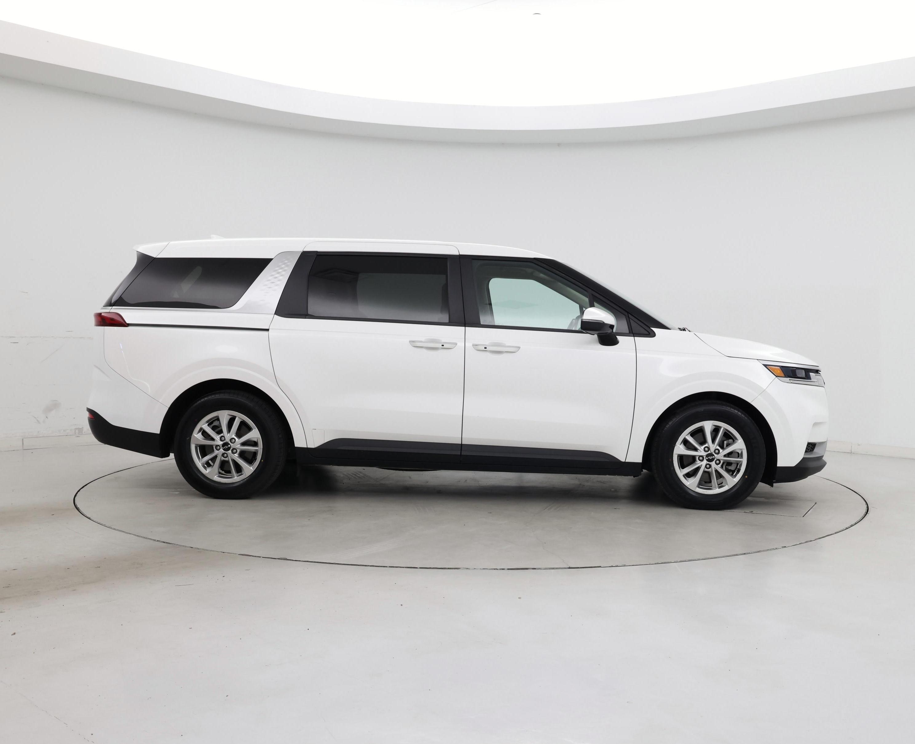 Thumbnail: 2022 Kia Carnival - 7