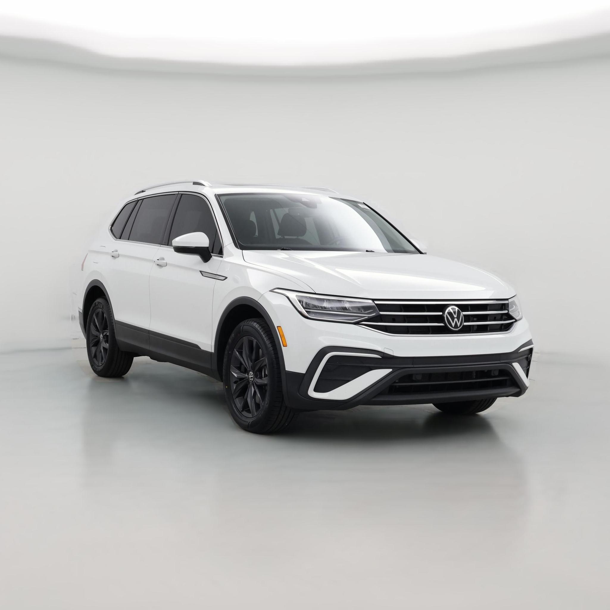 Thumbnail: 2022 Volkswagen Tiguan - 1