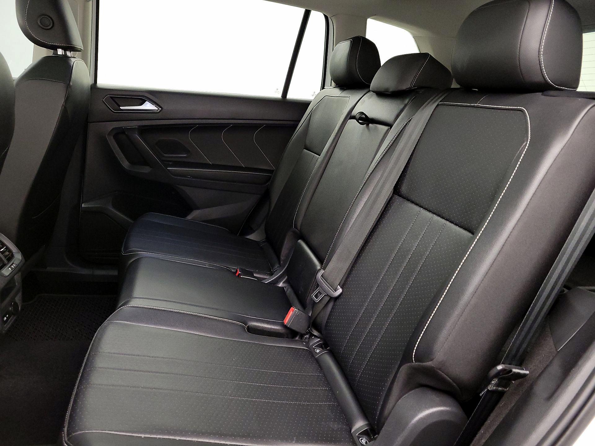 Thumbnail: 2022 Volkswagen Tiguan - 20