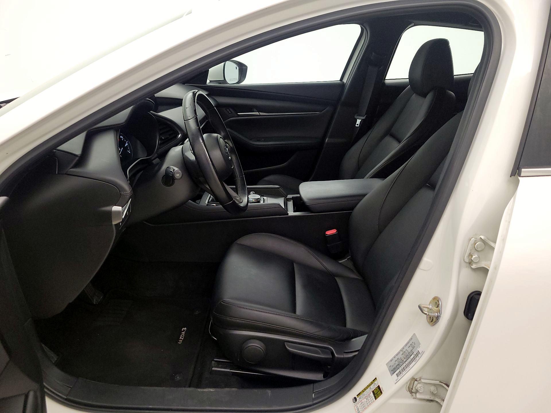 Thumbnail: 2022 Mazda Mazda3 - 11