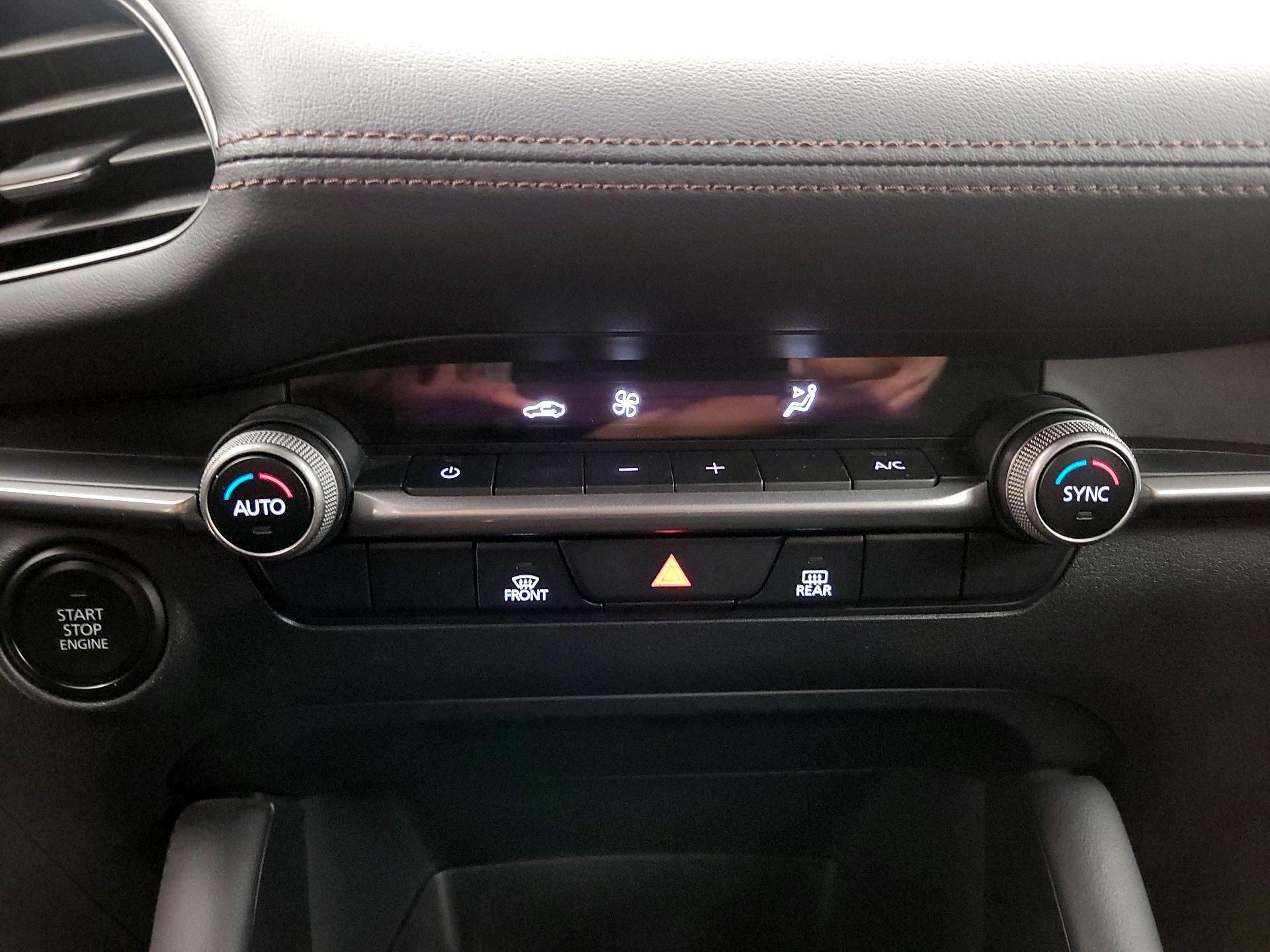 Thumbnail: 2022 Mazda Mazda3 - 16