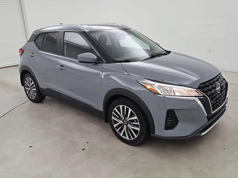 2022 Nissan Kicks SV