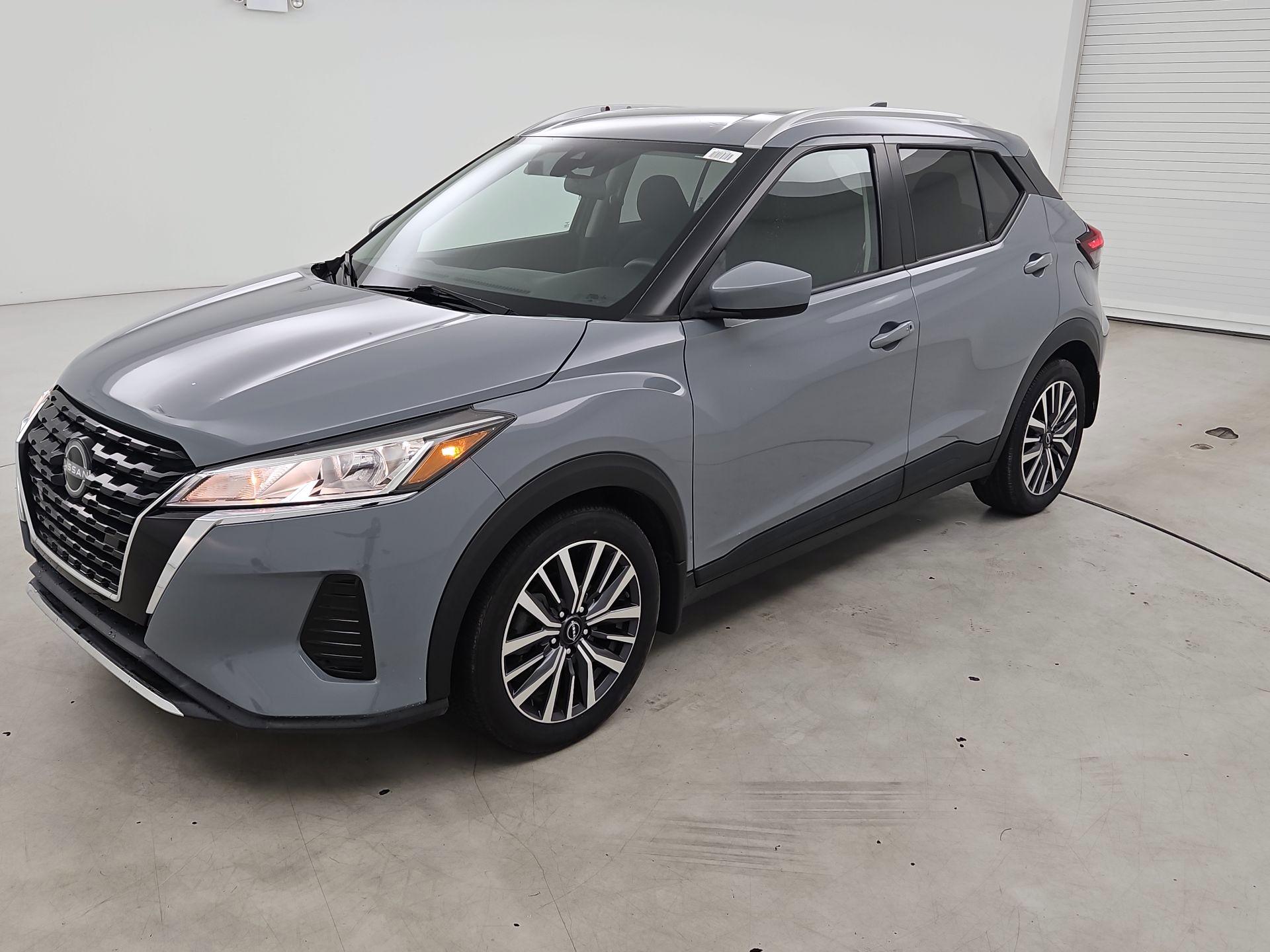 Thumbnail: 2022 Nissan Kicks - 3