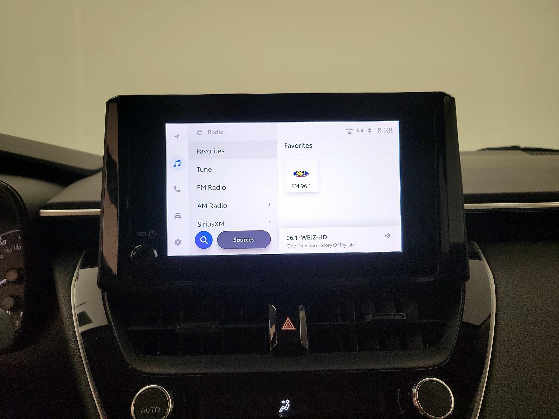 Thumbnail: 2023 Toyota Corolla - 15