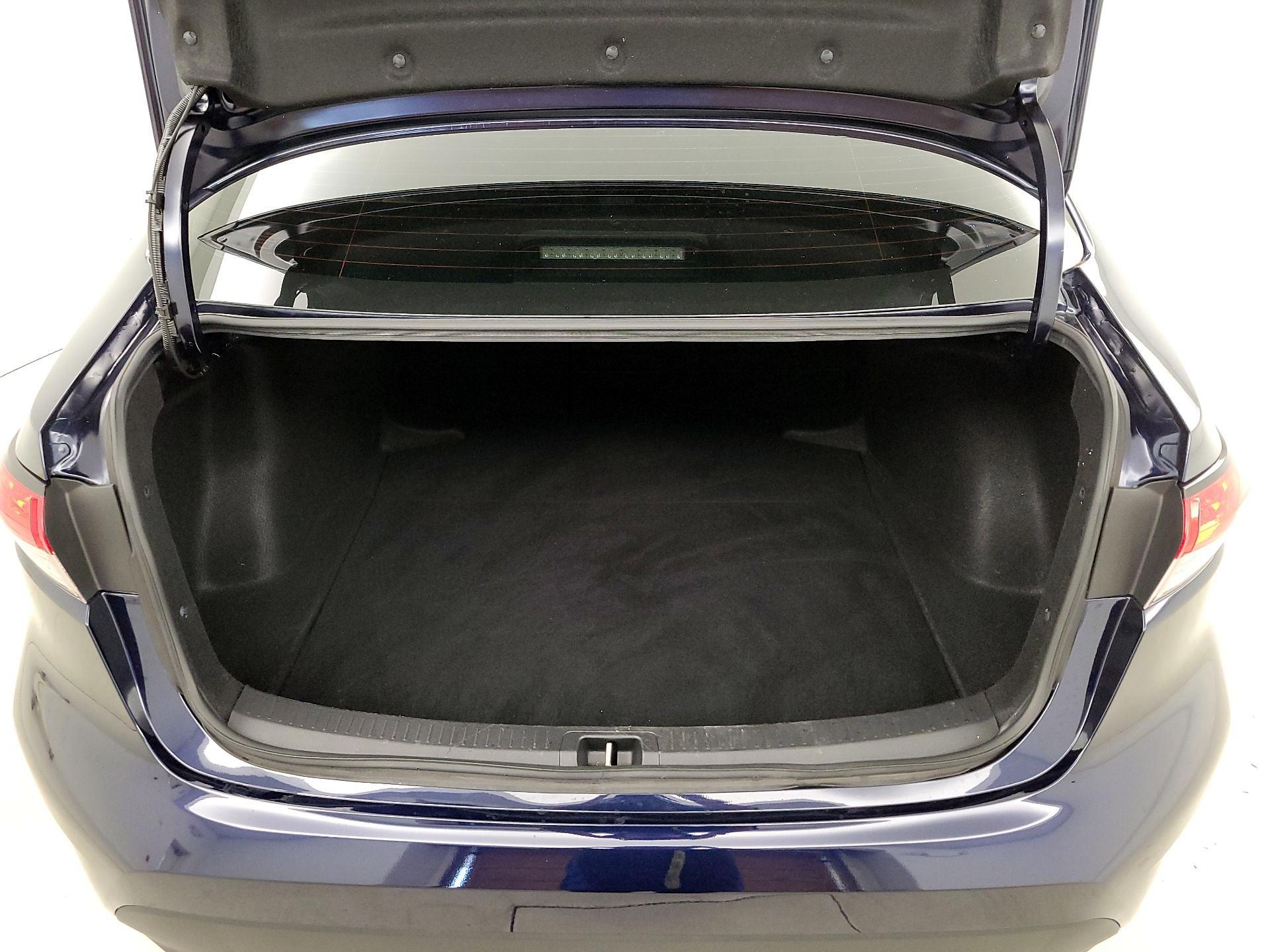 Thumbnail: 2023 Toyota Corolla - 20