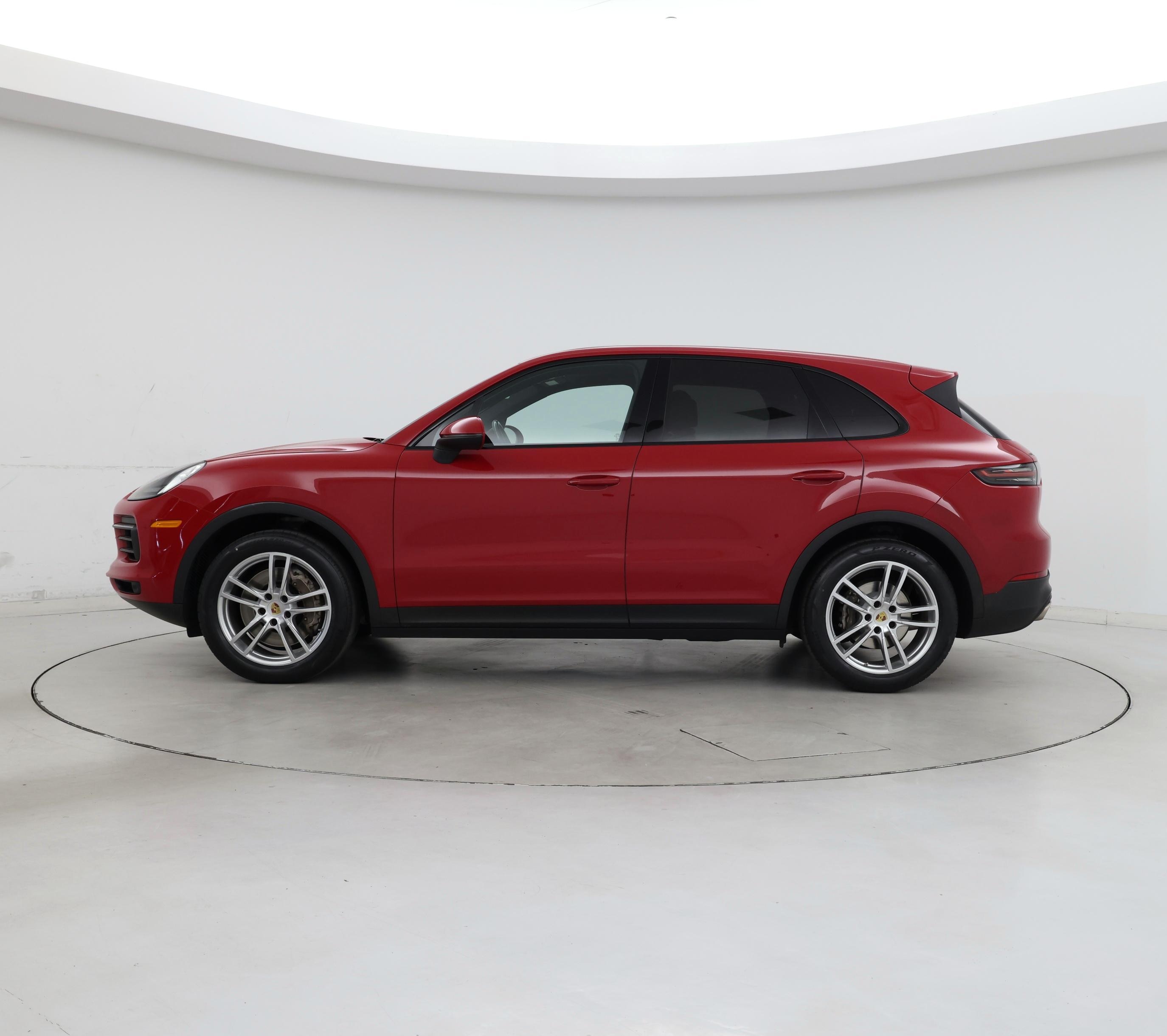 Thumbnail: 2021 Porsche Cayenne - 3