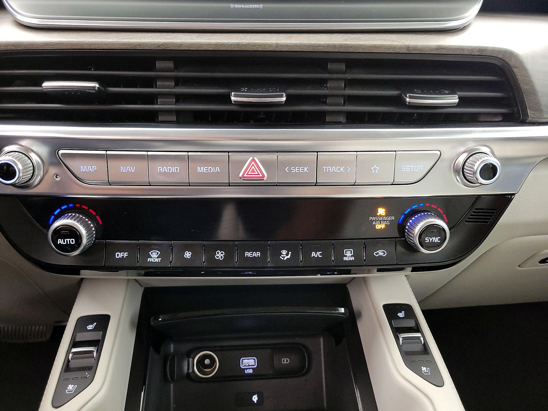 Thumbnail: 2021 Kia Telluride - 17