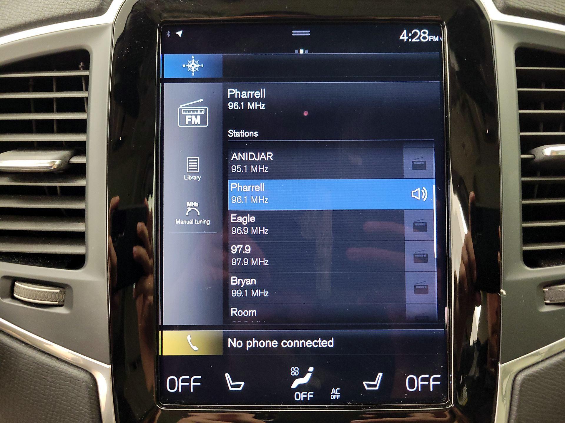 Thumbnail: 2021 Volvo XC90 - 16