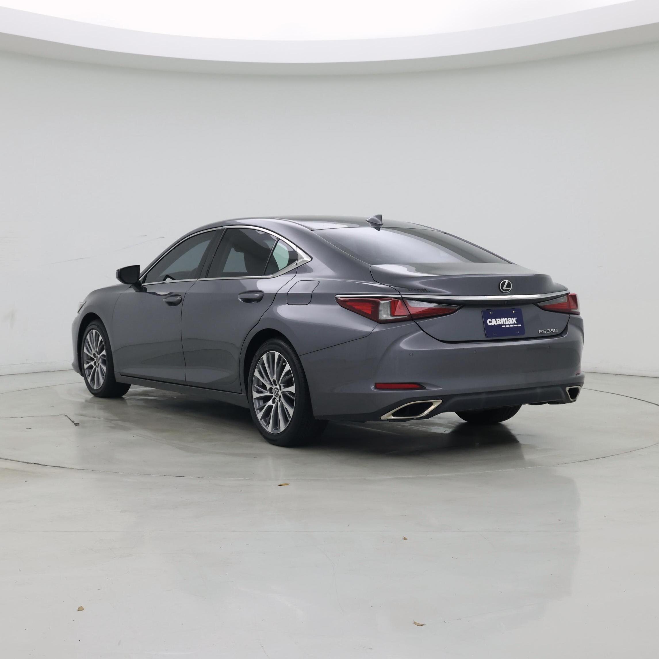 Thumbnail: 2020 Lexus ES - 2