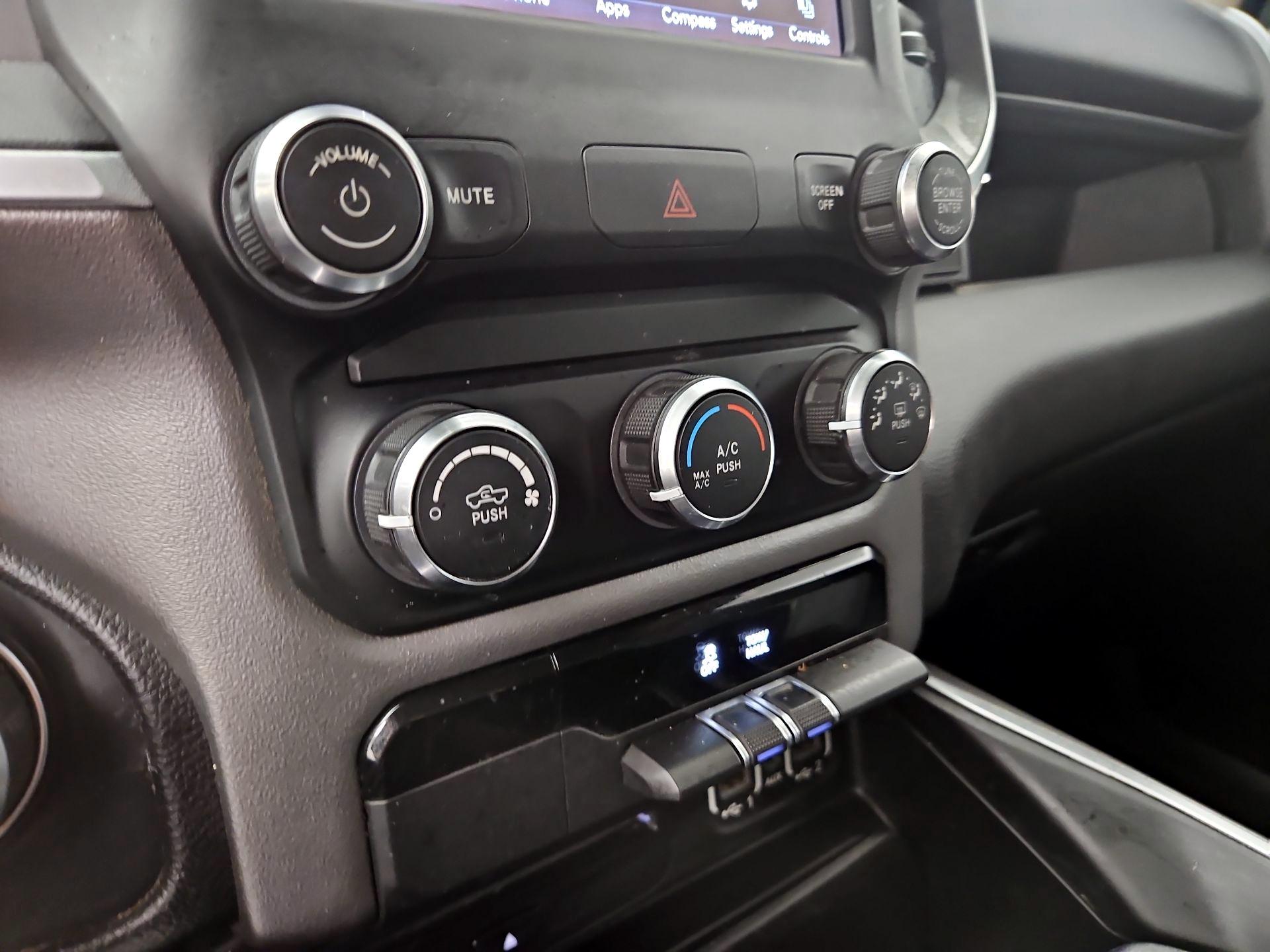 Thumbnail: 2019 RAM 1500 - 16