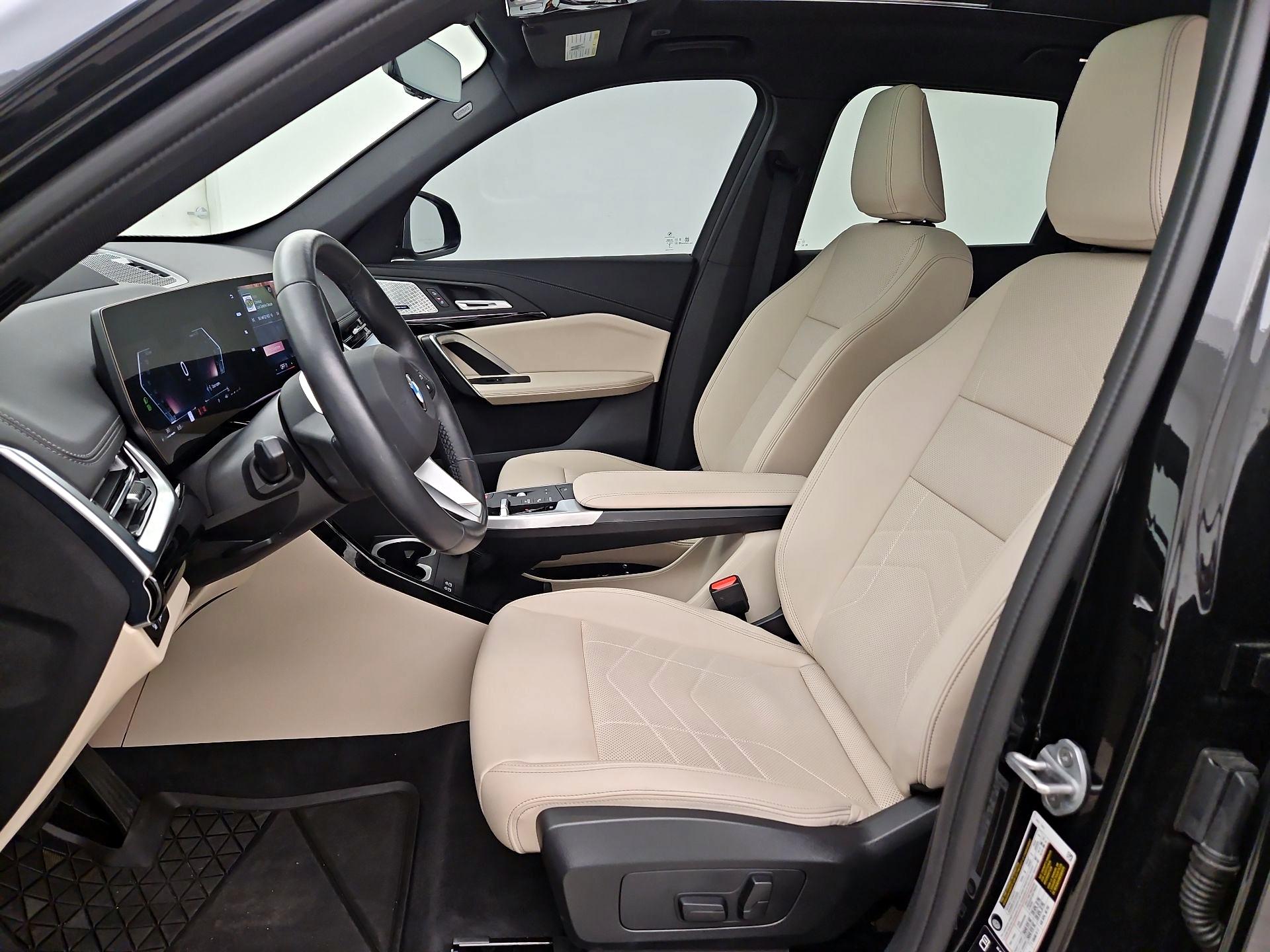 Thumbnail: 2025 BMW X1 - 11