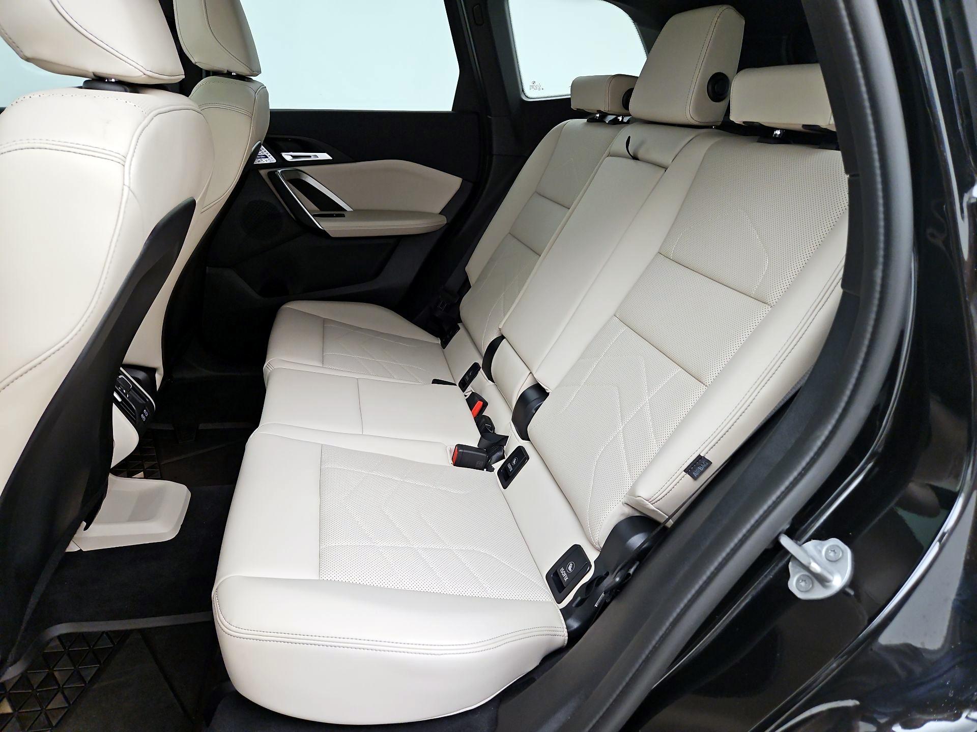 Thumbnail: 2025 BMW X1 - 20